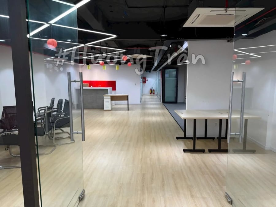 Cho thuê văn phòng 290m² mặt tiền Trần Hưng Đạo, Ninh Kiều - 75 triệu/tháng — ảnh 2