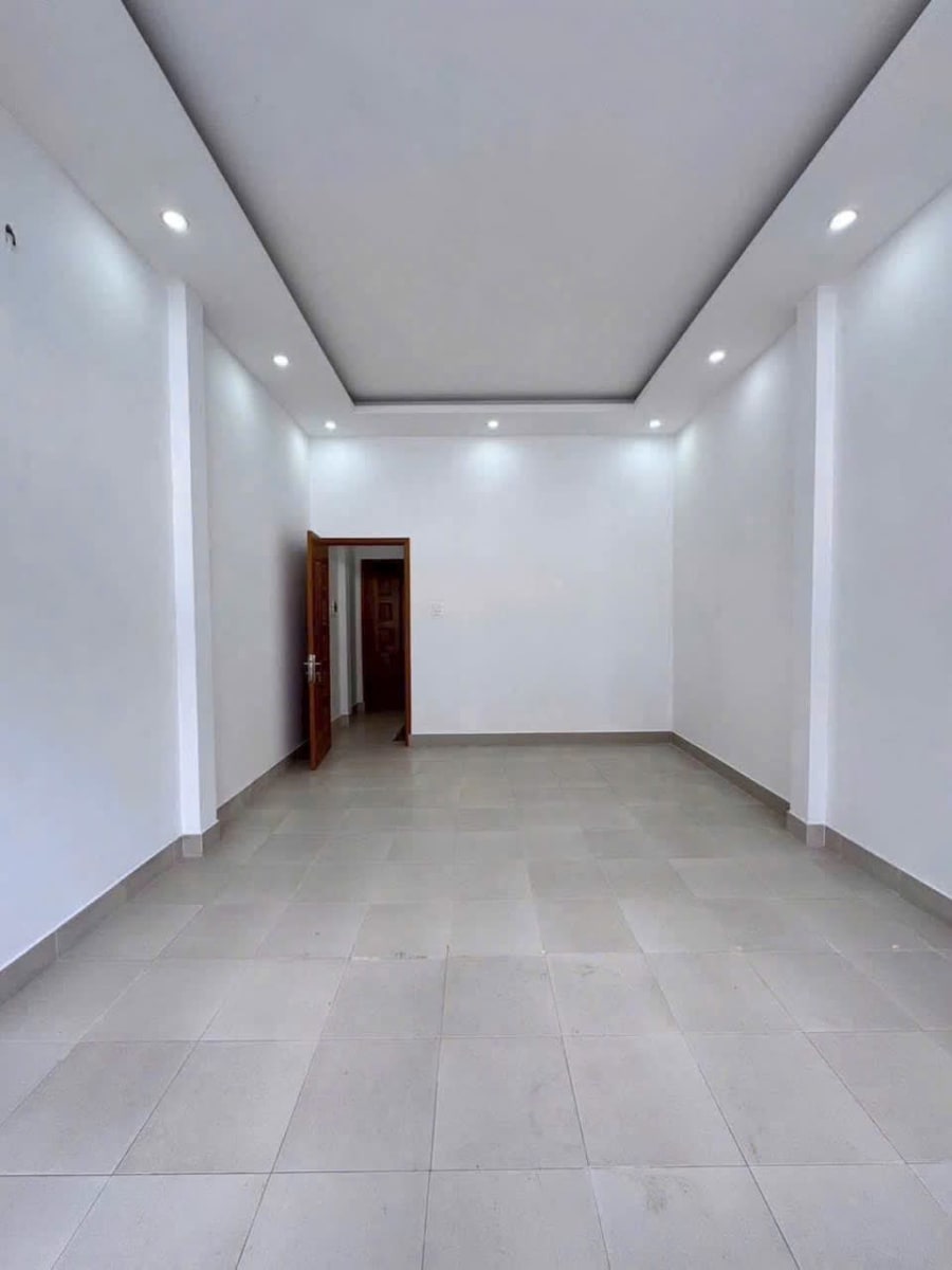 Bán nhà 1 trệt 1 lầu hẻm 90 Hùng Vương, Ninh Kiều - 48m² - 2.35 Tỷ — ảnh 3