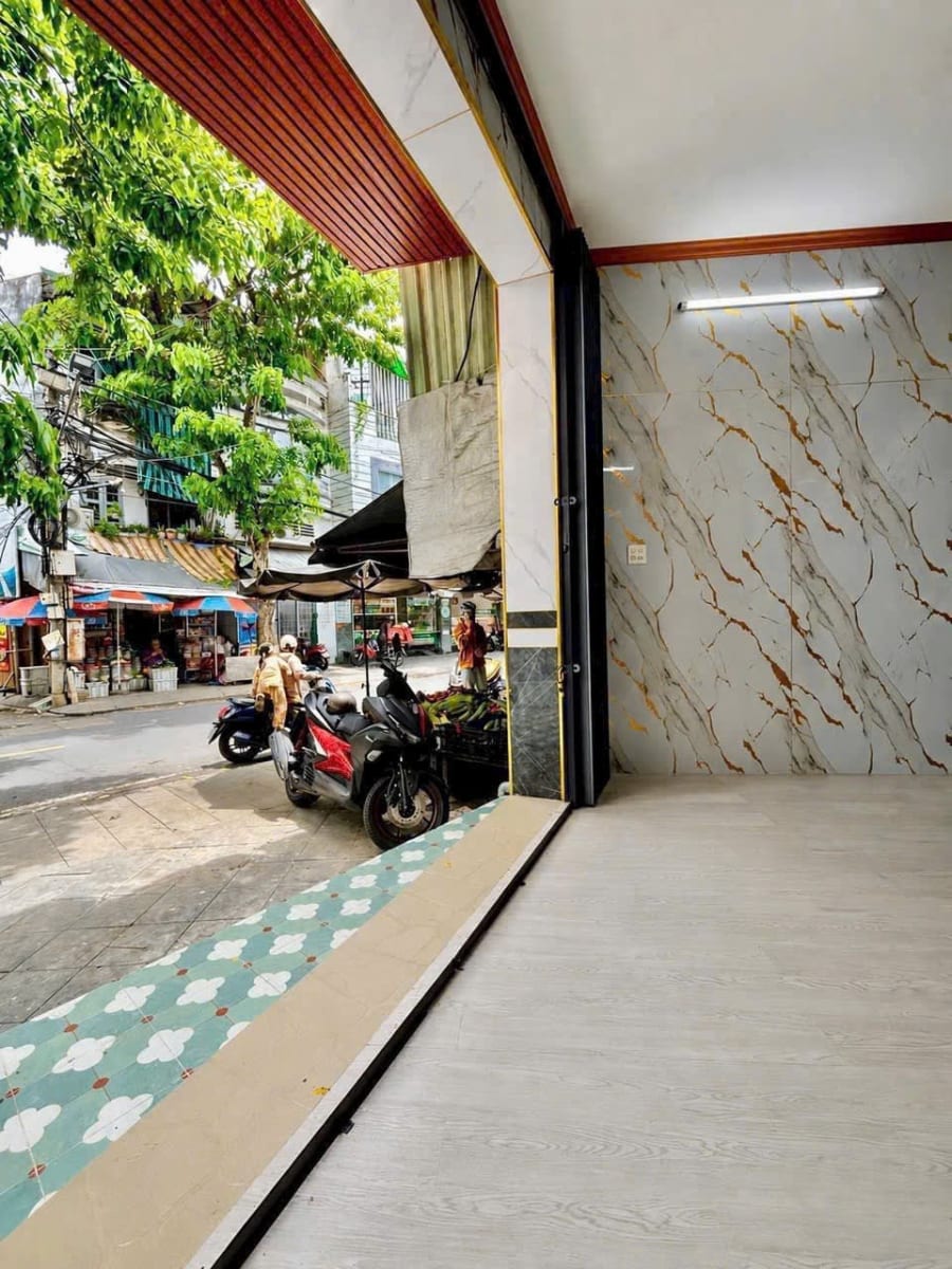 Bán nhà 2 lầu sân thượng mặt tiền đường Đề Thám, Ninh Kiều - 5 tỷ xxx — ảnh 8