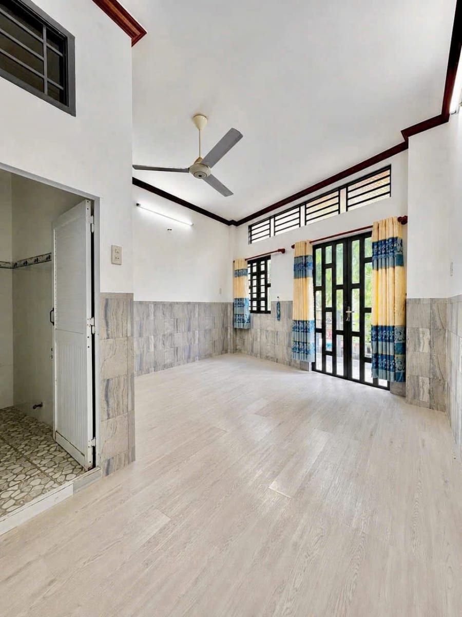 Bán nhà 2 lầu sân thượng mặt tiền đường Đề Thám, Ninh Kiều - 5 tỷ xxx — ảnh 9
