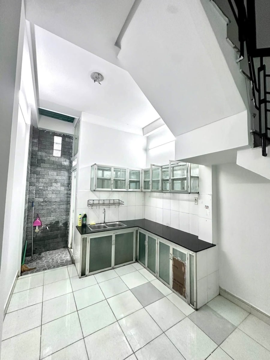 Cho thuê nhà đường Trường Chinh, Phường 13 - 36m² - 9 Triệu/Tháng — ảnh 2