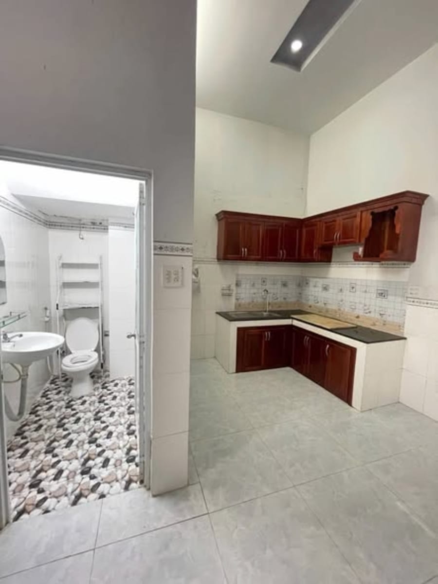 Cho thuê nhà 3 phòng ngủ hẻm đường 3/2, Tân An, Cần Thơ - 6 triệu/tháng — ảnh 4