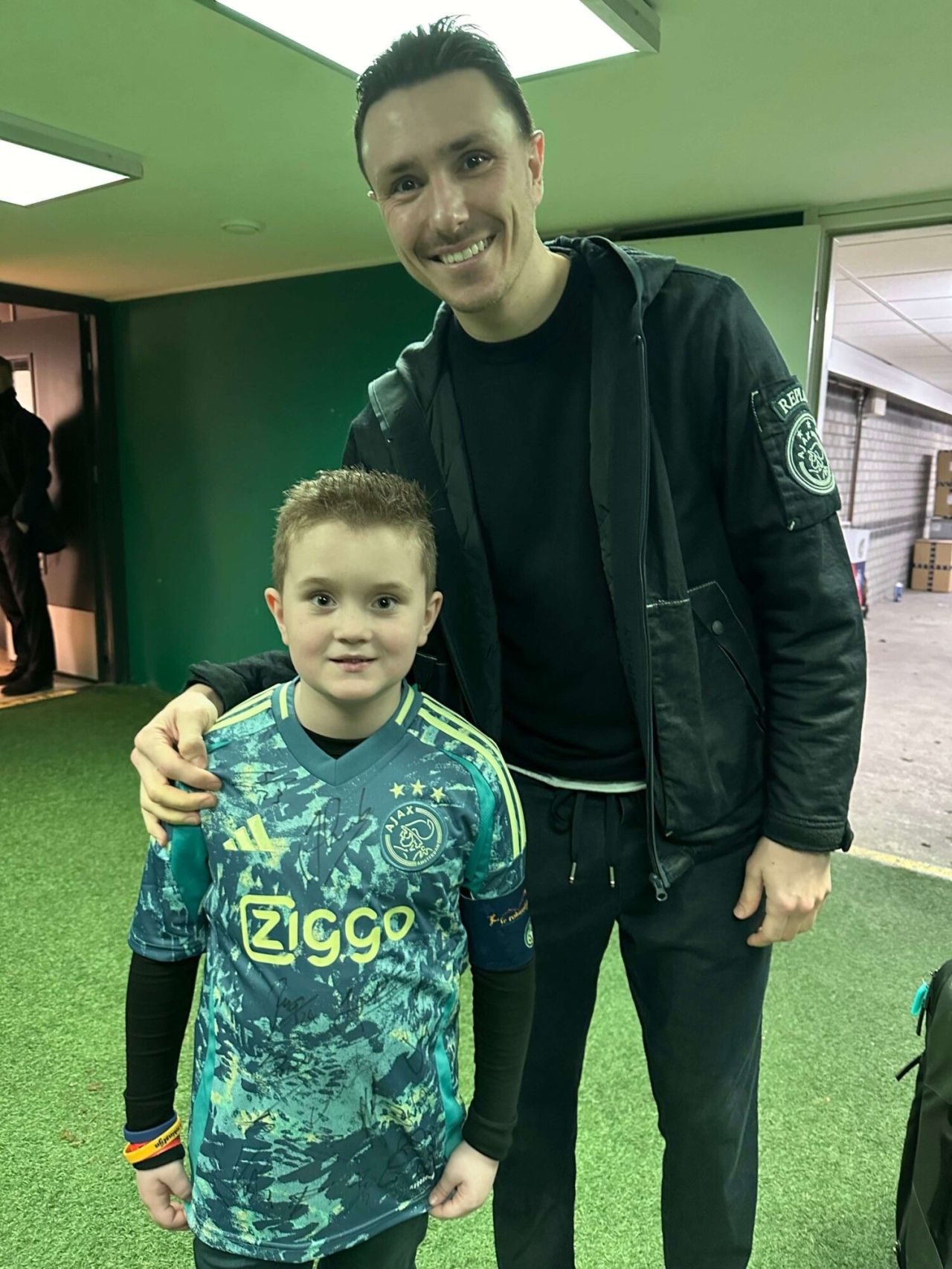 Tim ontmoet de helden van Ajax