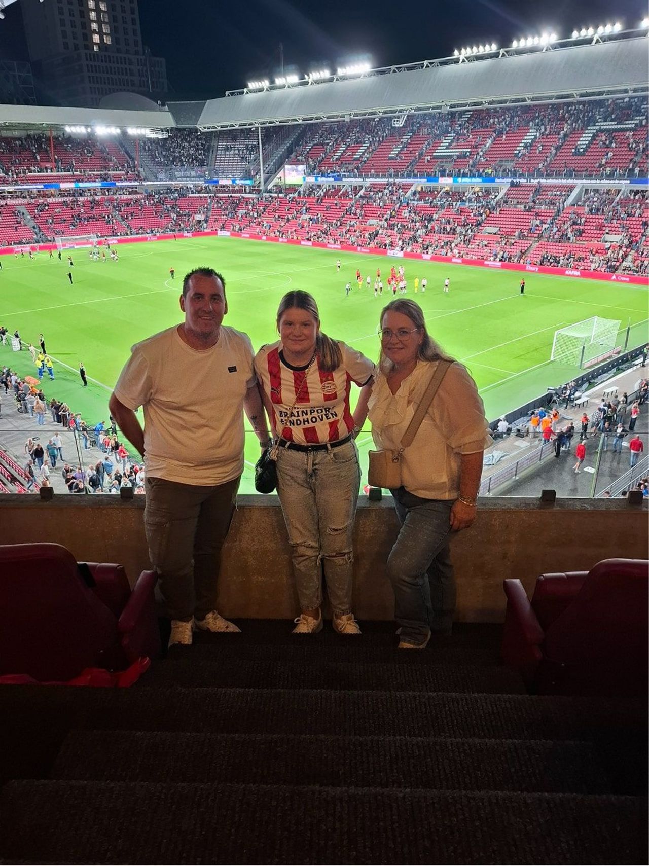 Kailynn verrast tijdens PSV-Telstar