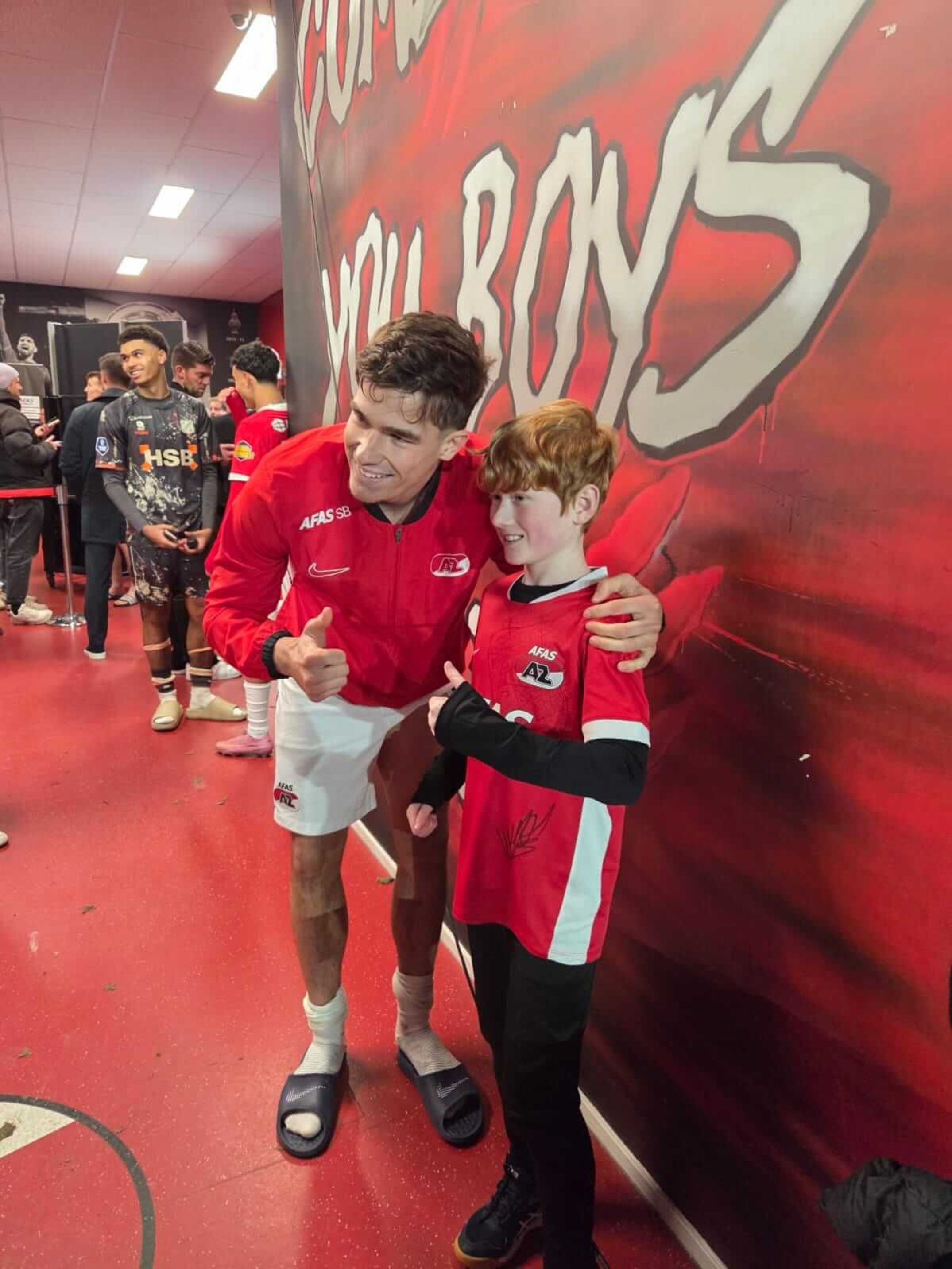 11 samen op de foto.JPG