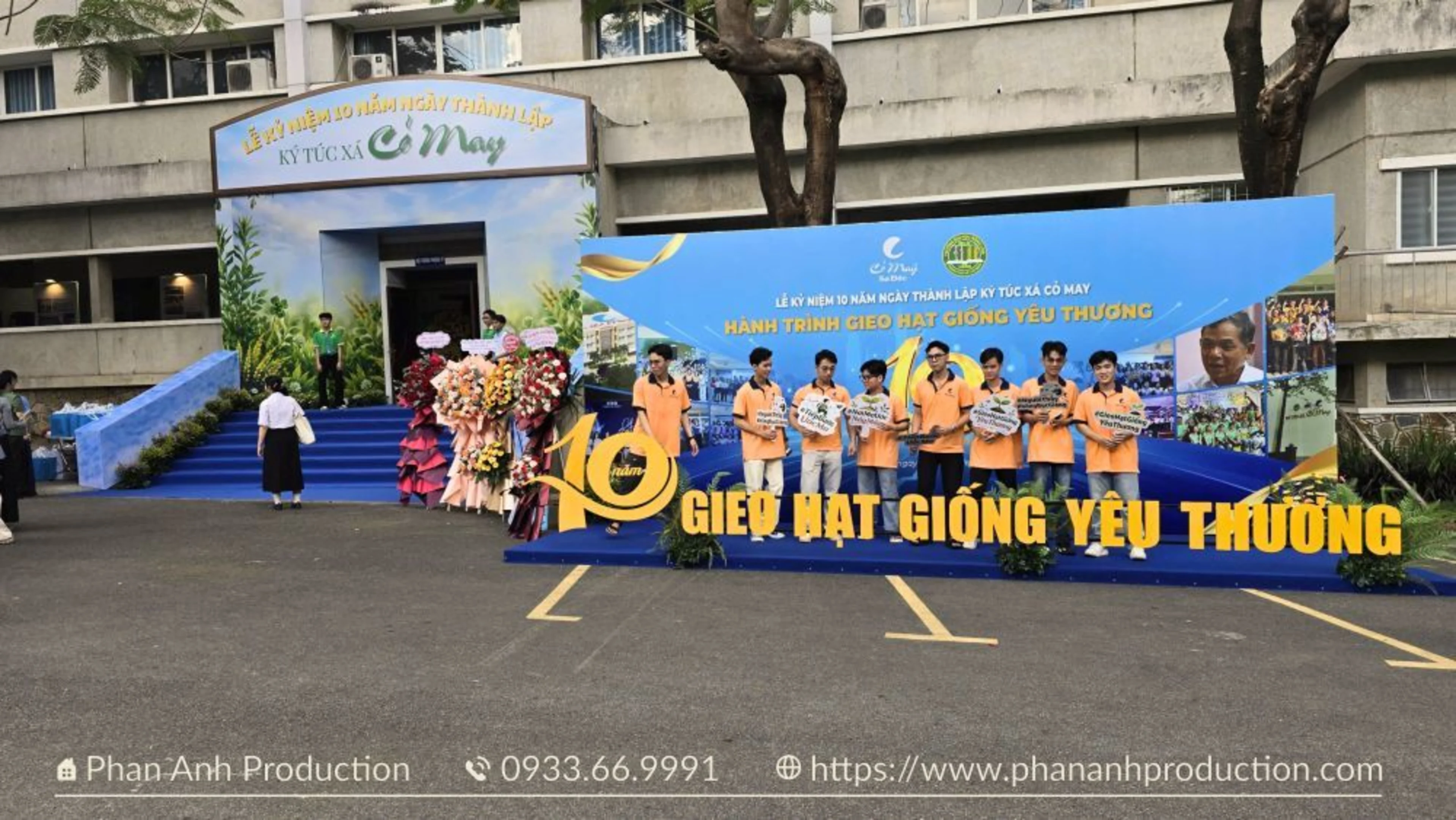 10 năm KTX Cỏ May