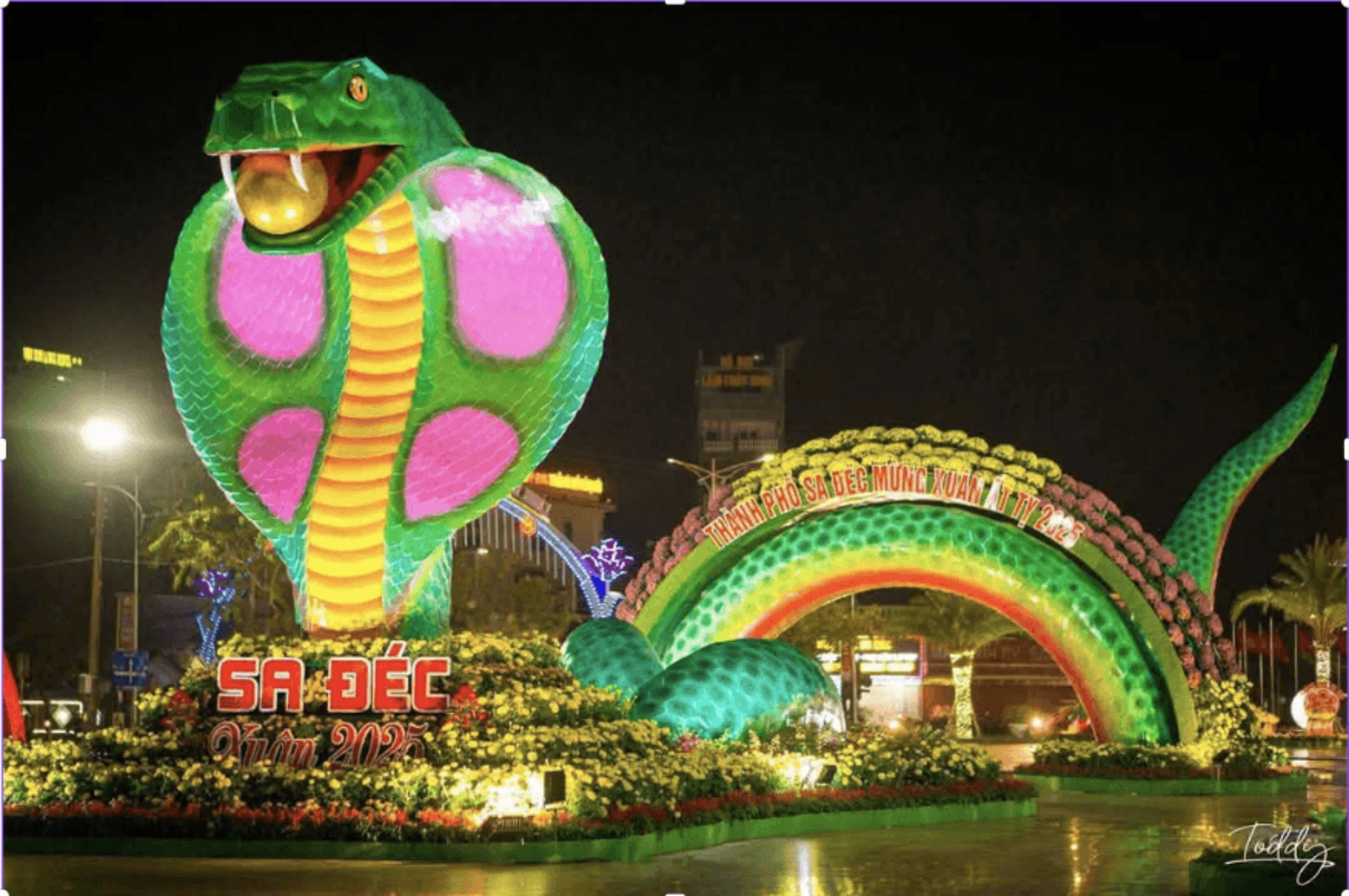 Linh vật rắn Sa Đéc 2025 – Đại cảnh Xuân Ất Tỵ