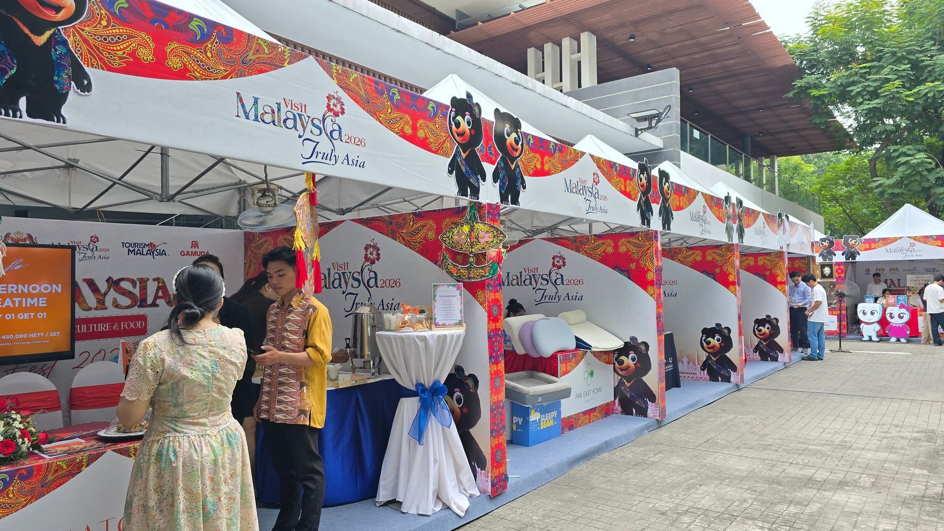 Gian hàng Visit Malaysia 2026 tại Malaysia Fest 2025