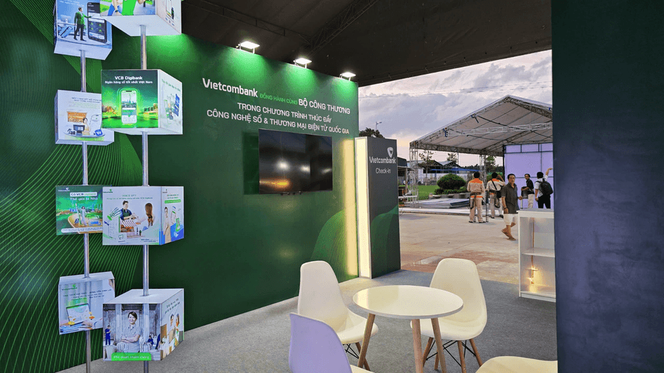 Booth triển lãm tại Lễ hội Trái cây Đồng Tháp của Vietcombank.