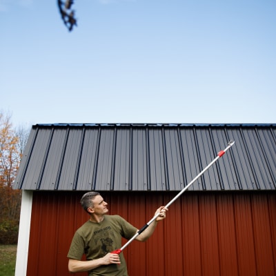 Cut & Hold Pole Pruner