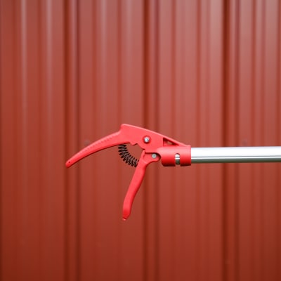 Cut & Hold Pole Pruner