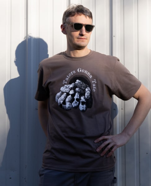 Taters Gonna Tate Straight-Cut Tee,  Brown