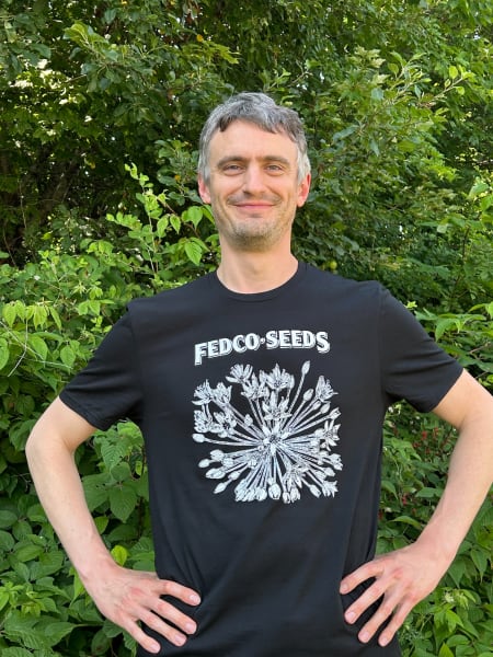 Black Blooming Allium Tee