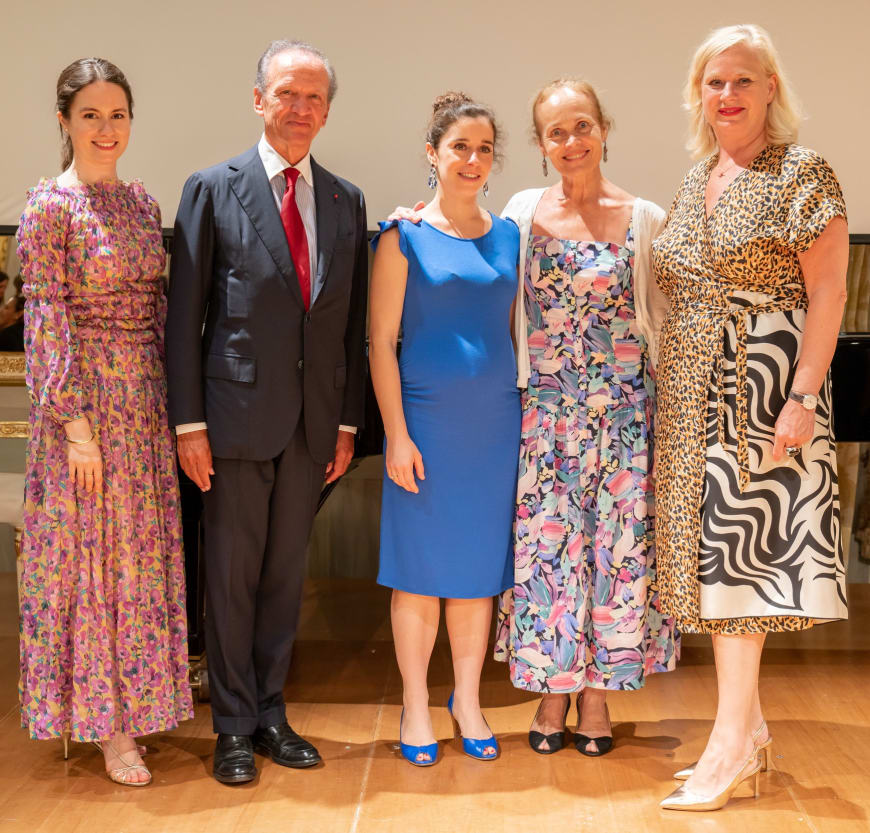 (From left to right) Edilia Gänz, Director of FEDORA, Jérôme-François Zieseniss, President of FEDORA, Orianne Vilmer, Cofondatrice & CEO of @La La Fabrique de la Danse, Christine Bastin, Choreographer of Touche le ciel, Barbara Gessler, Head of Unit Creative Europe of the European Commission