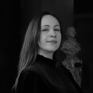 Kseniia Travnikova  - BW