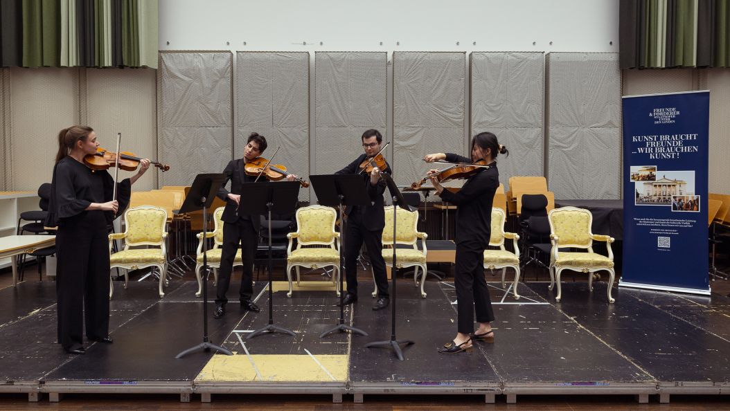 Freunde und Forderer - 4