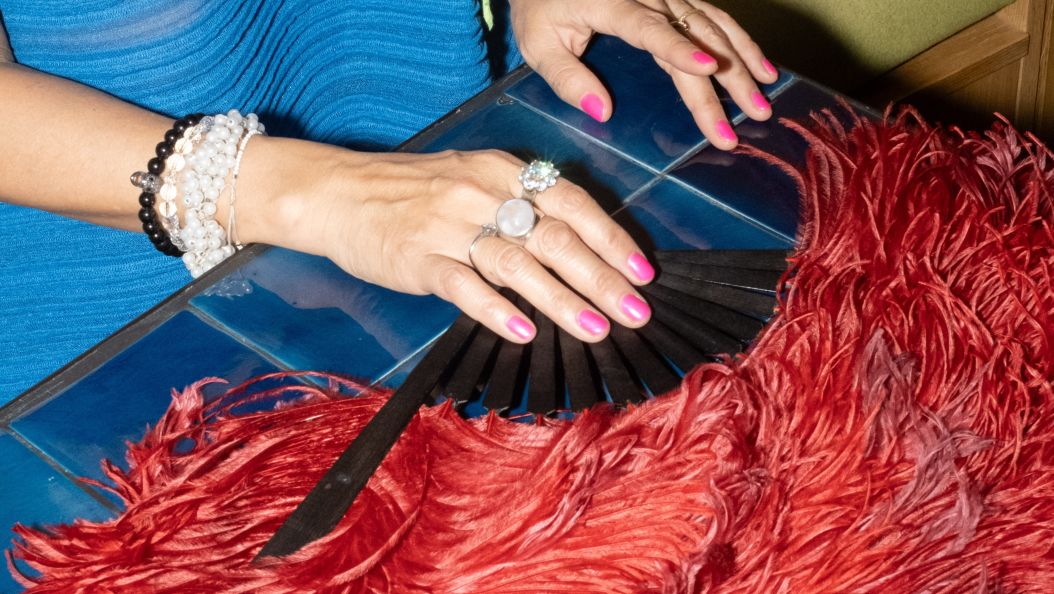 Modèle Couture contemporain_éventail Couture Autruche pourpre