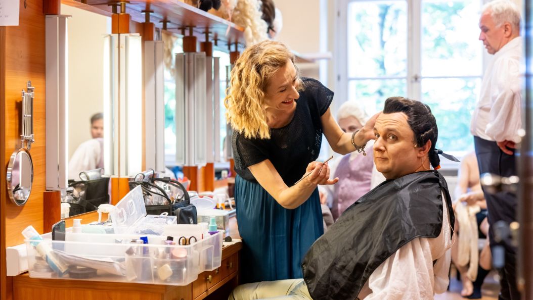 448056228_881198604035517_5128842734989043148_n