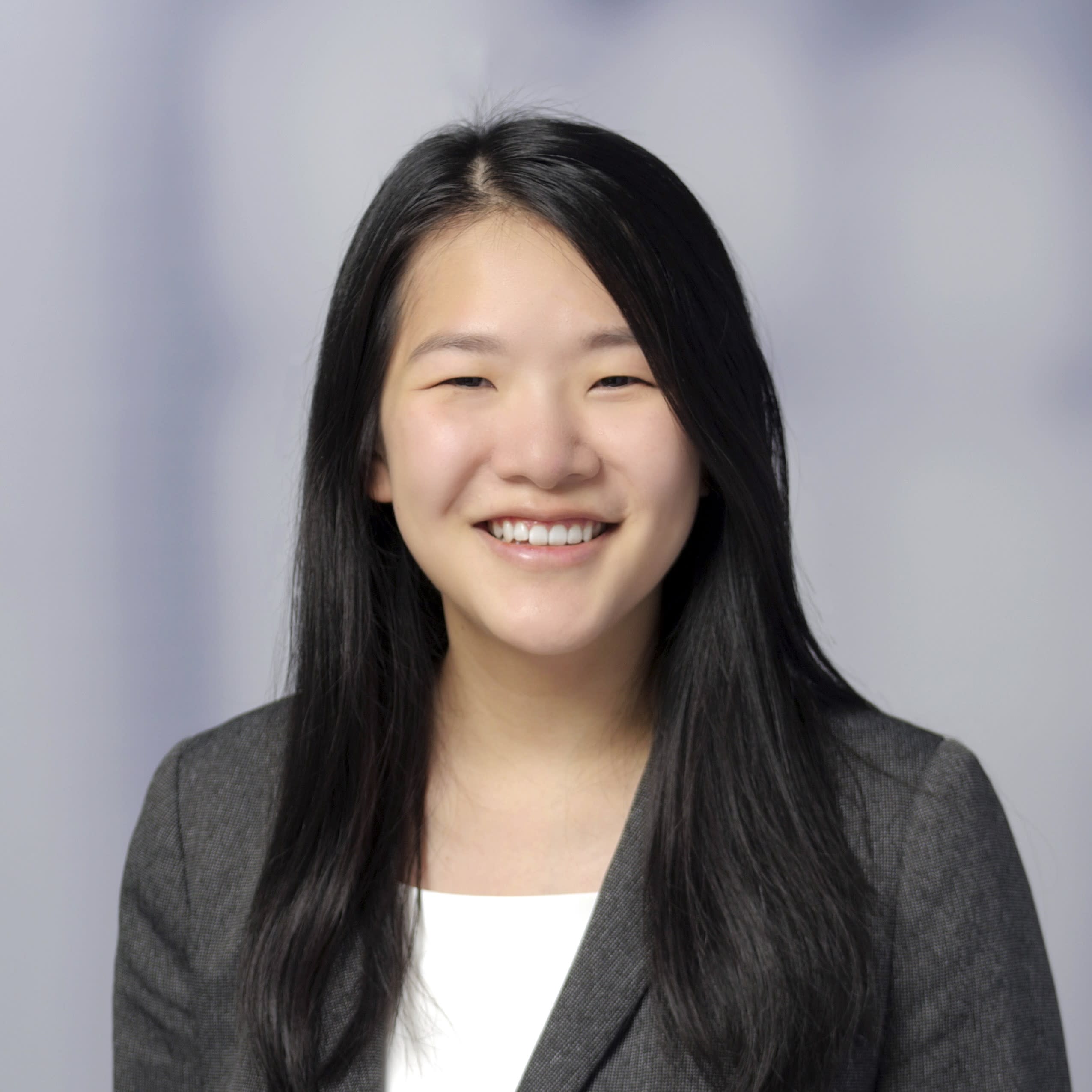 Portrait von Lilian Chow, Jobcast-Testimonial