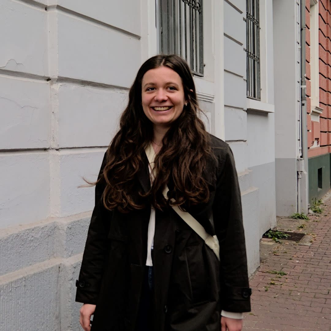 Portrait von Sarah Schmid, Podcast-Testimonial