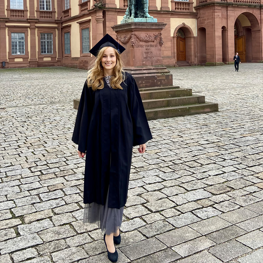 Portrait von Lara Soellner, Podcast-Testimonial