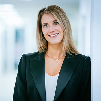 Portrait von Meike Bareither, Jobcast Testimonial