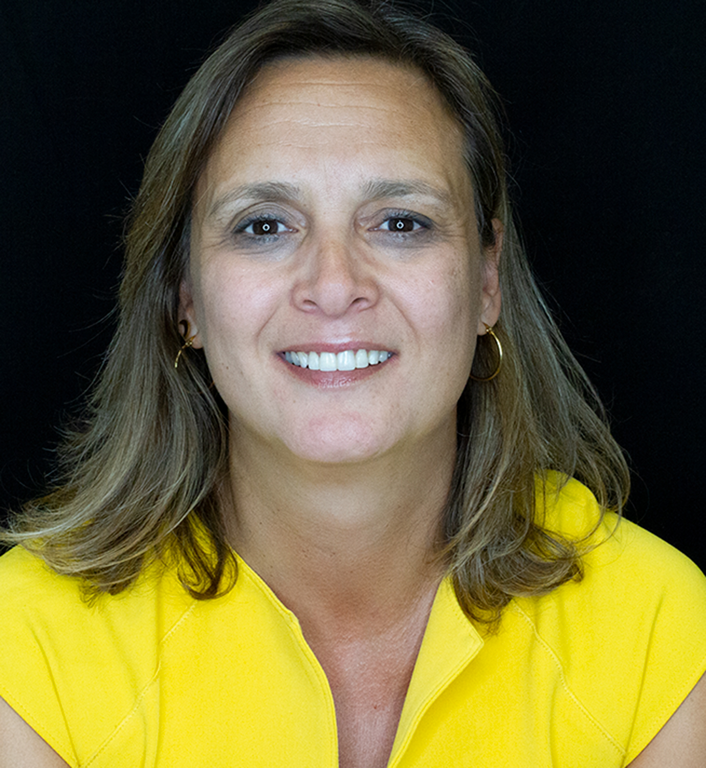 fotografía de después de ortodoncia con Invisalign