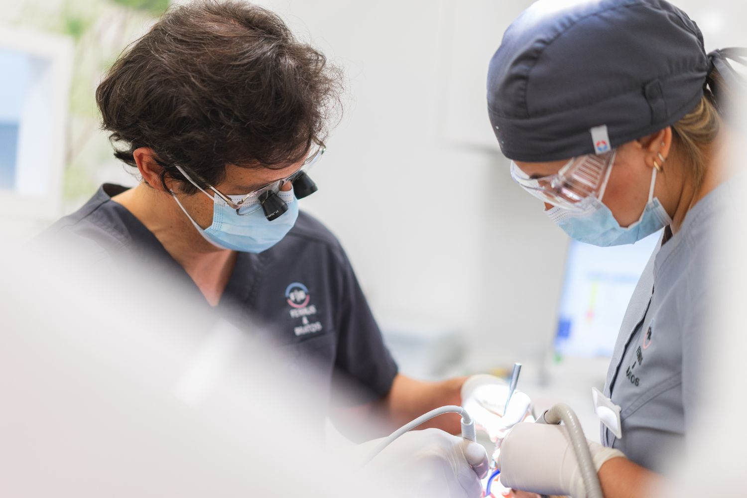 Ciruía guiada para casos de poco hueso