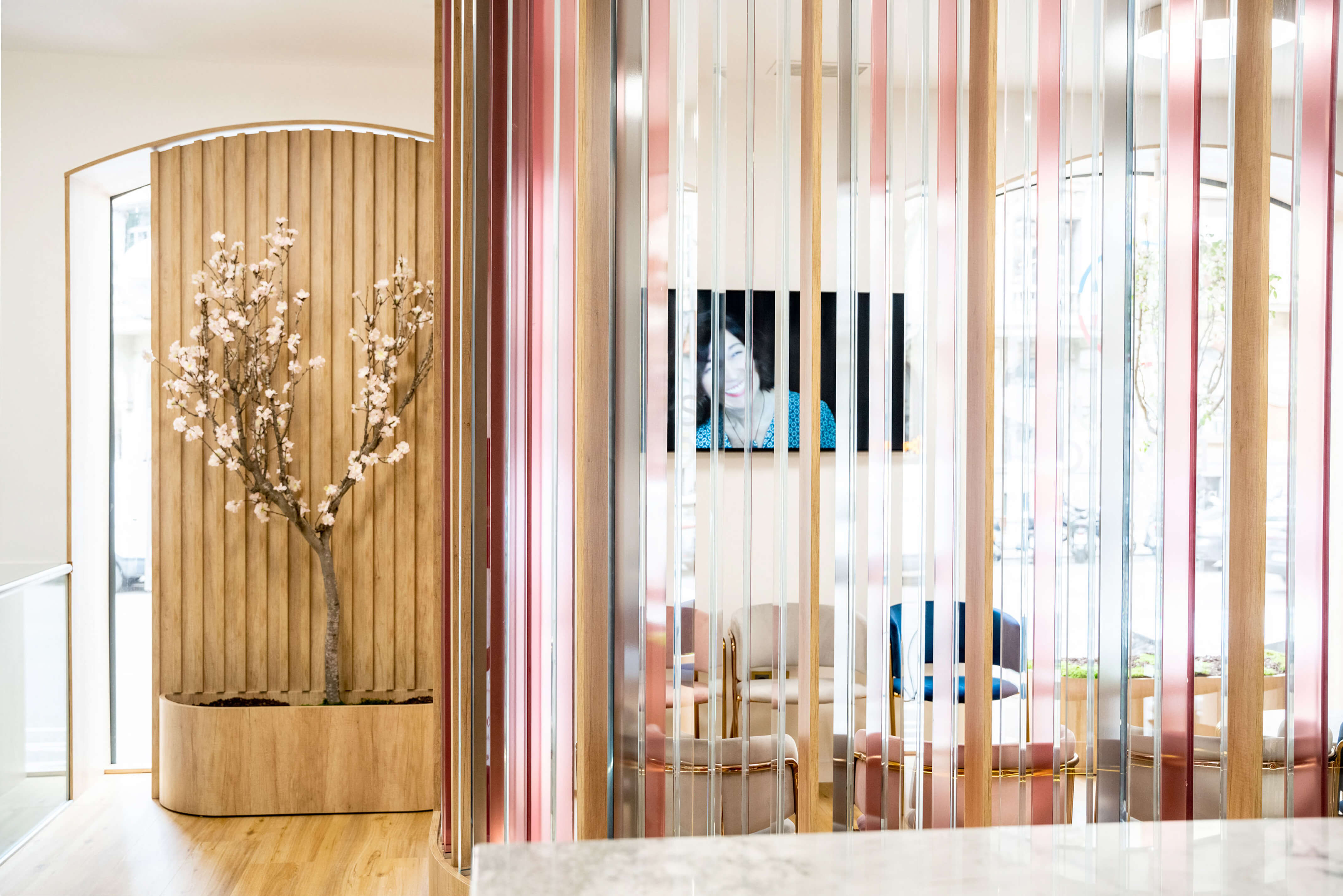 Sala de espera clinica dental Barrio Salamanca