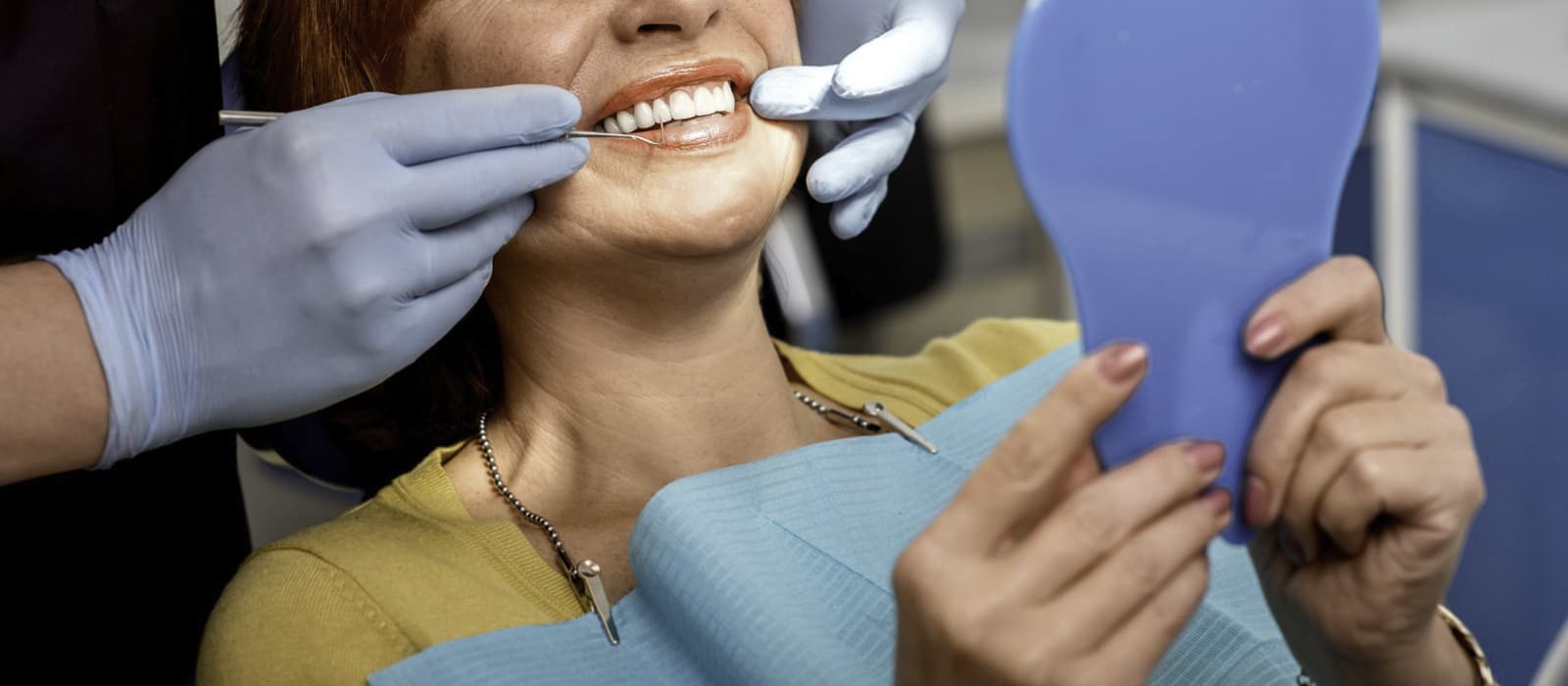 ¿Cómo es el postoperatorio de los implantes dentales?