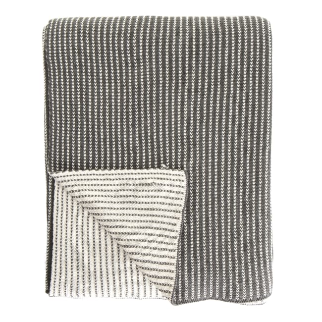 Madame Pledd Josefine grå/offwhite bomull strikk H:10 B:30 D:34