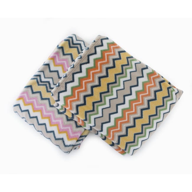 Pledd Coral fleece i sikk sakk mønster 2ass 130x170