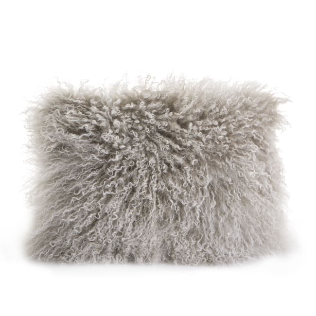 Lammeskinnspute Tibetan langhåret lys beige 30x40 cm