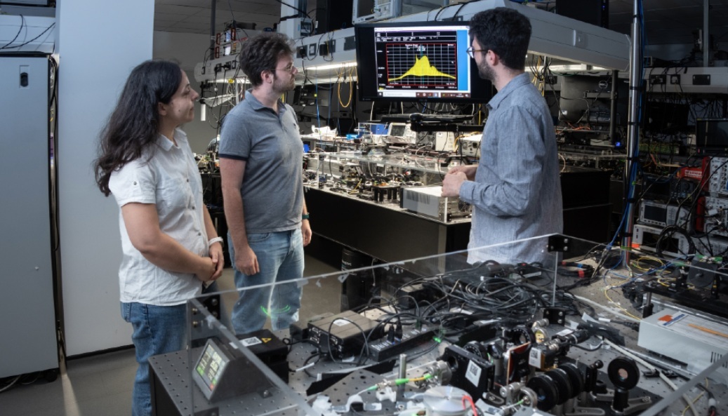 Loughborough University researchers examining technology used to produce precisely organised light frequencies