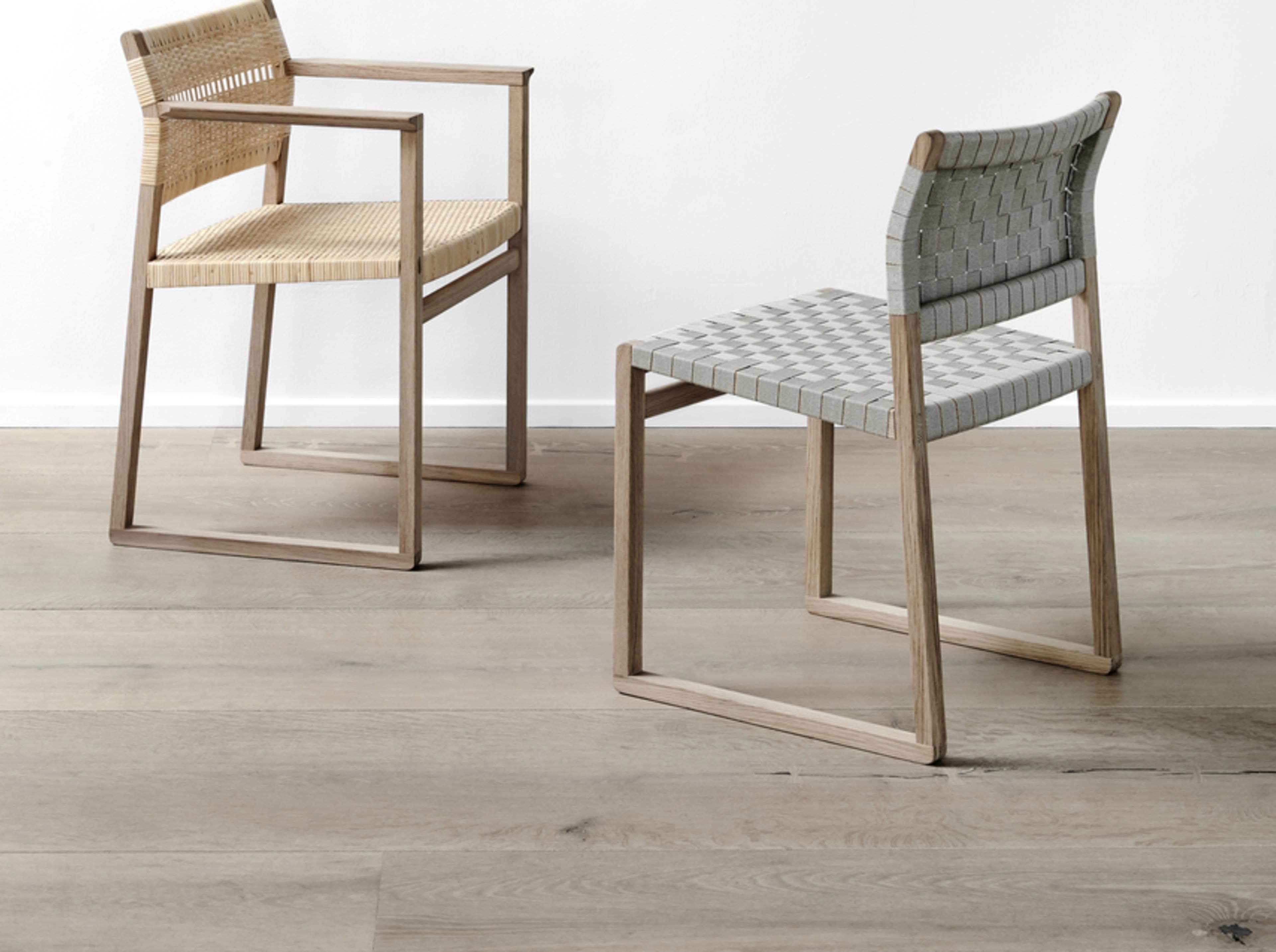 BM61 Chair in Linen Webbing & BM62 Chair in Cane Wicker