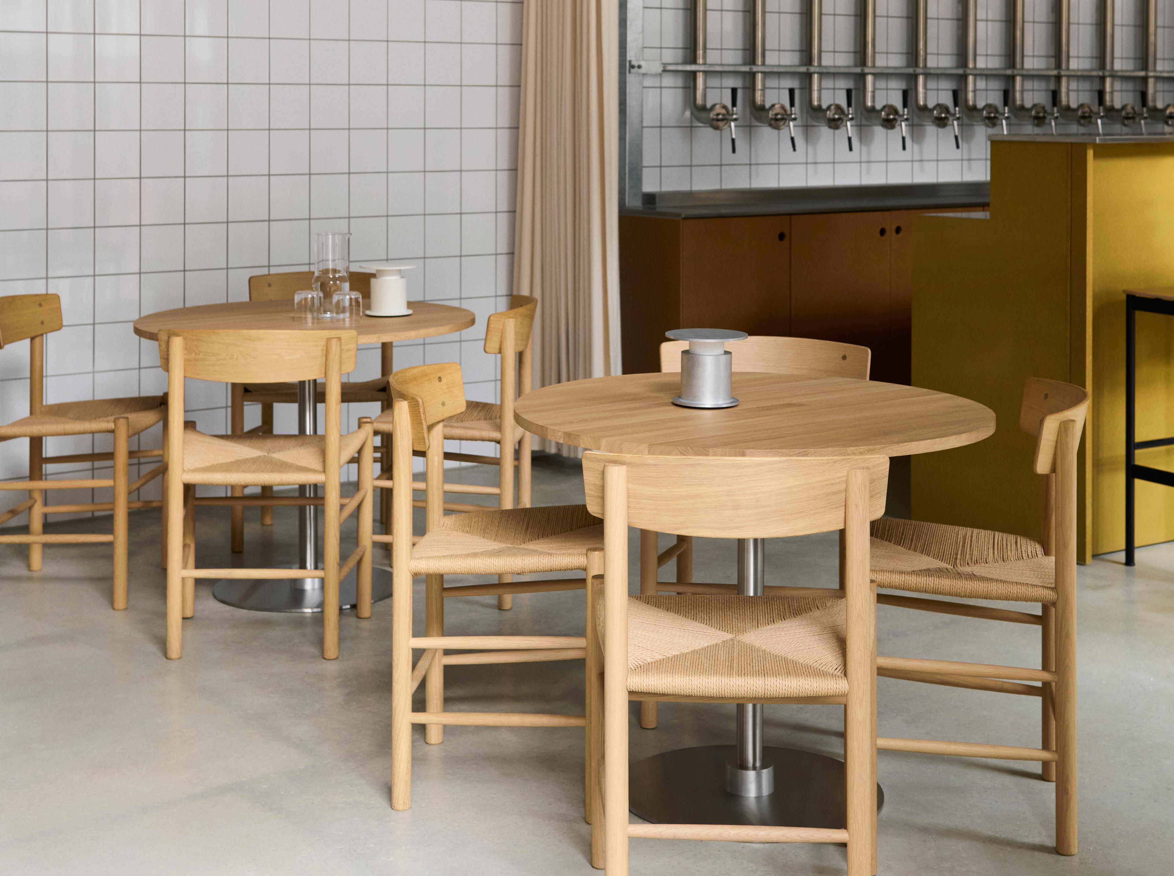 Plan Column Table - Oak light oil / Brushed Steel (Height 73 cm)
