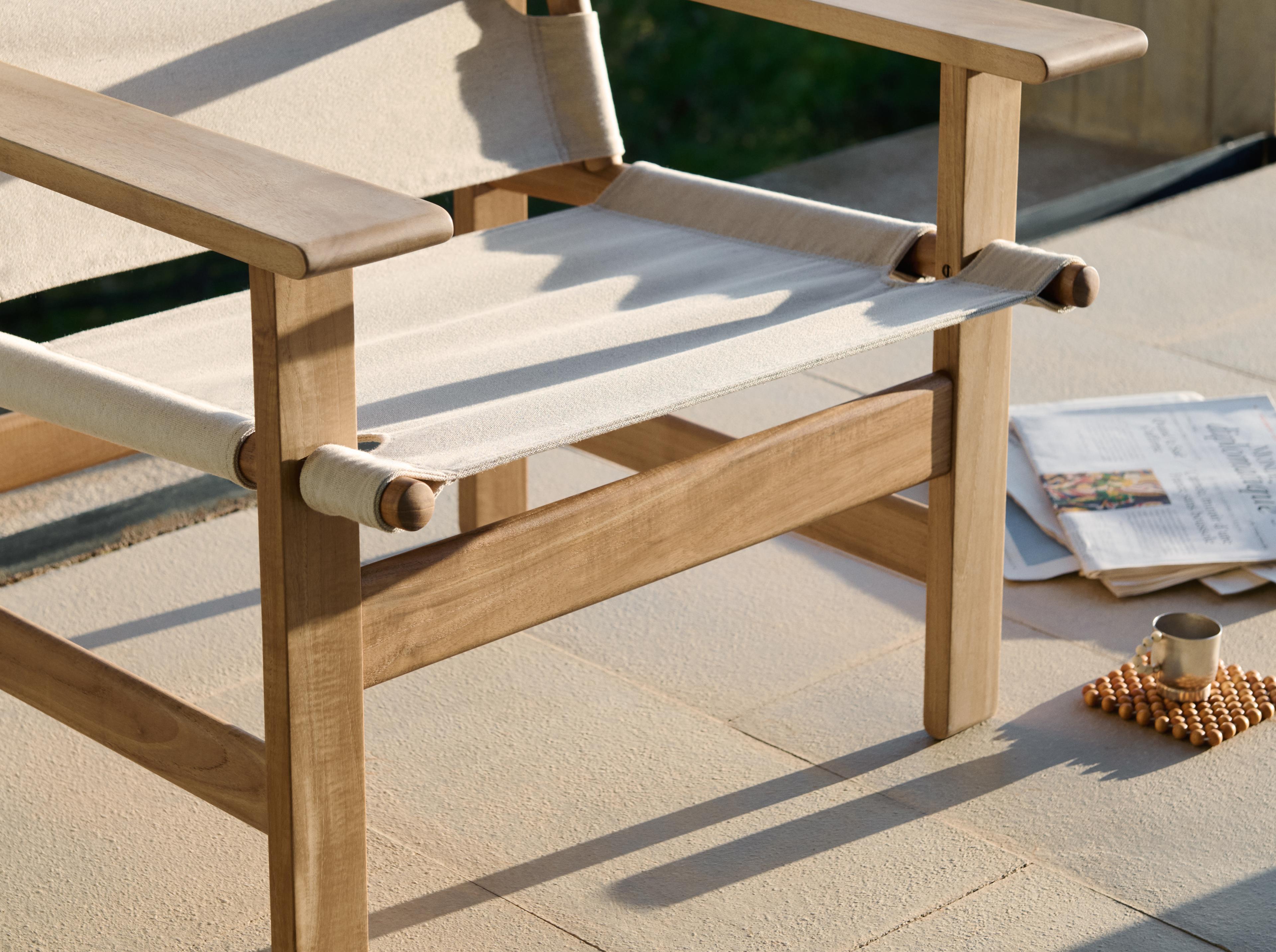 The Canvas Chair Outdoor - Performance Canvas / Teak