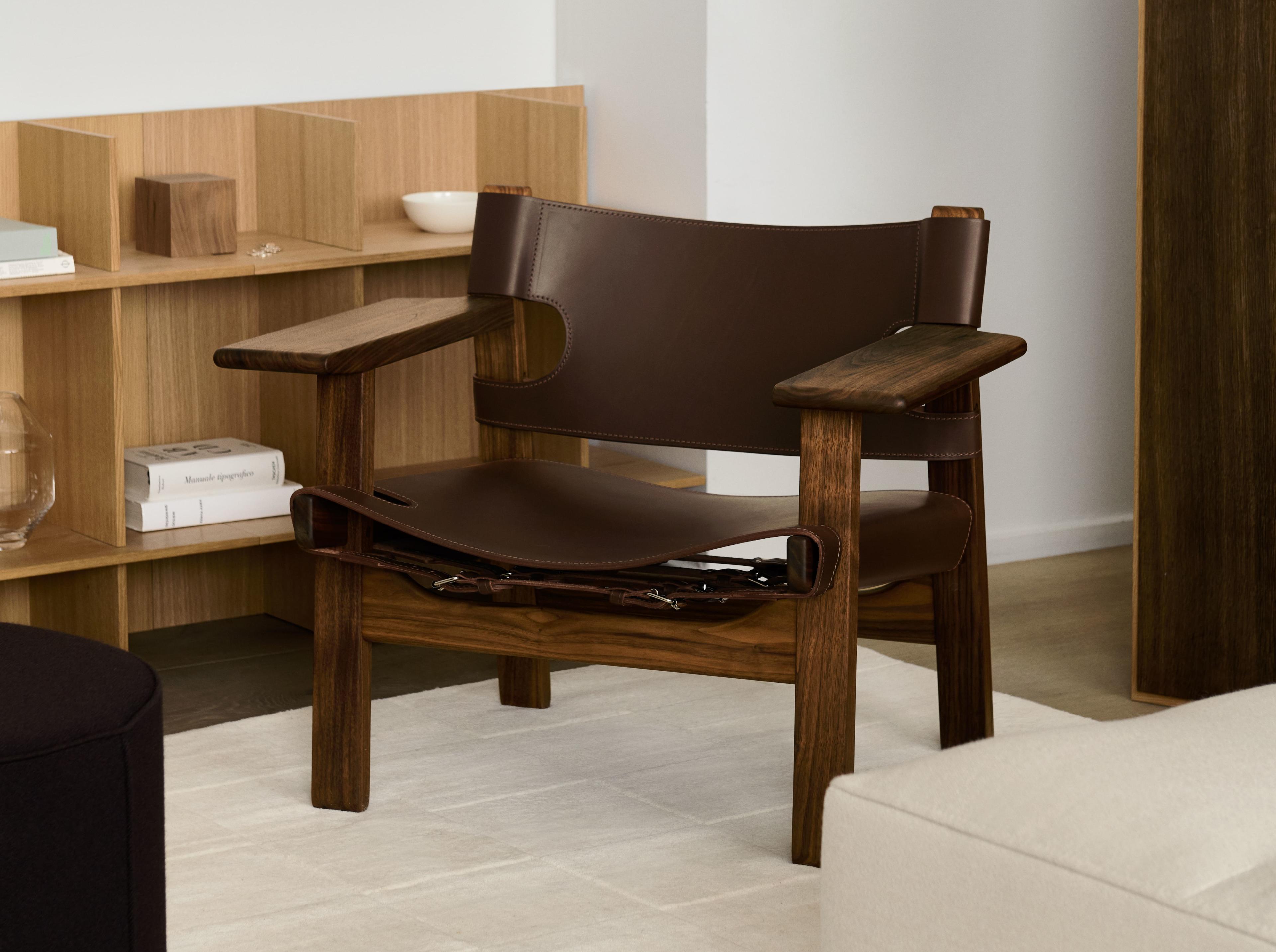 The Spanish Chair - Dark Brown Leather / Smoked Oak