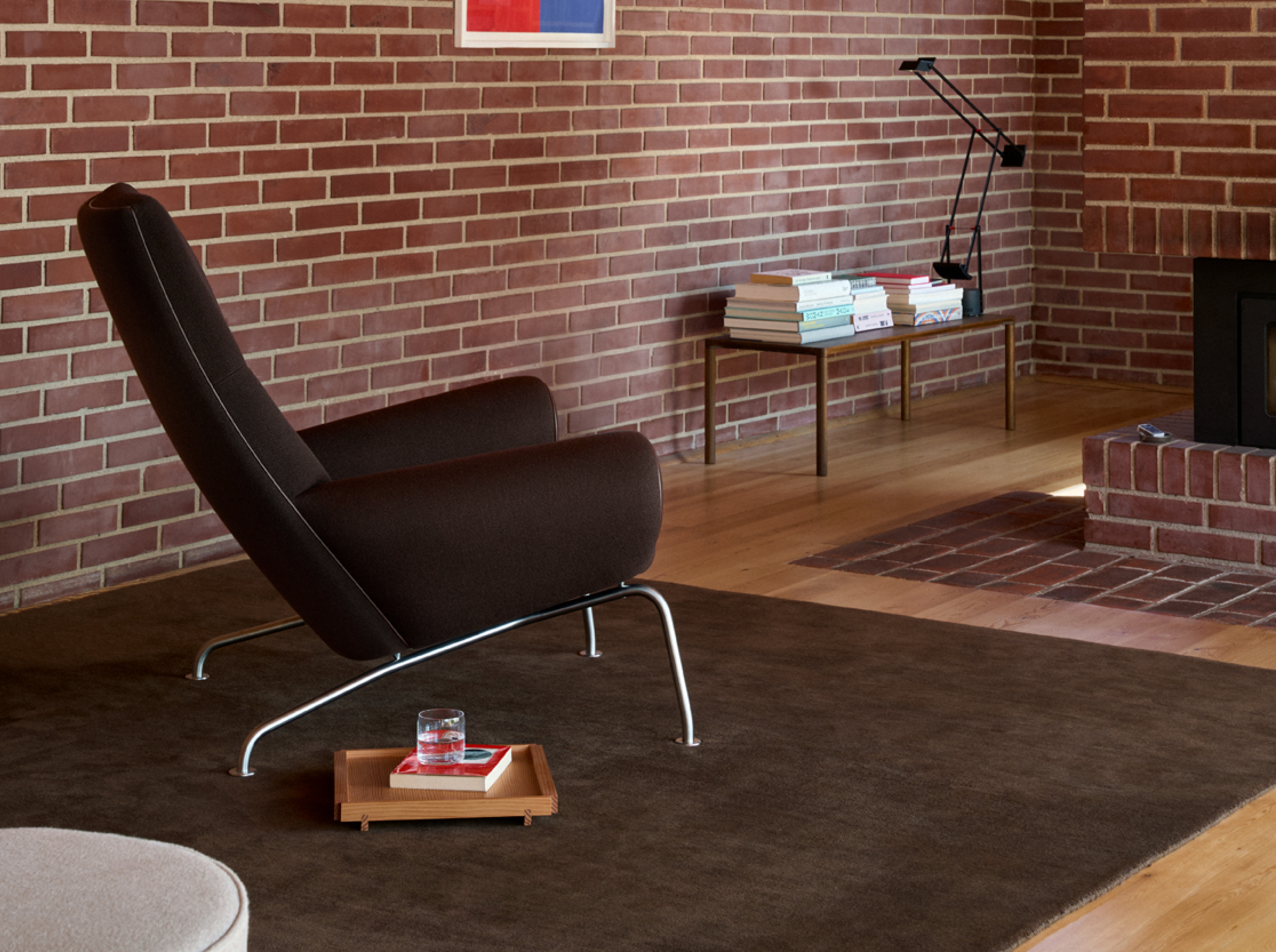 Wegner Queen Chair - Vidar 386 / Max Dark 96 Brown / Stel i børstet stål