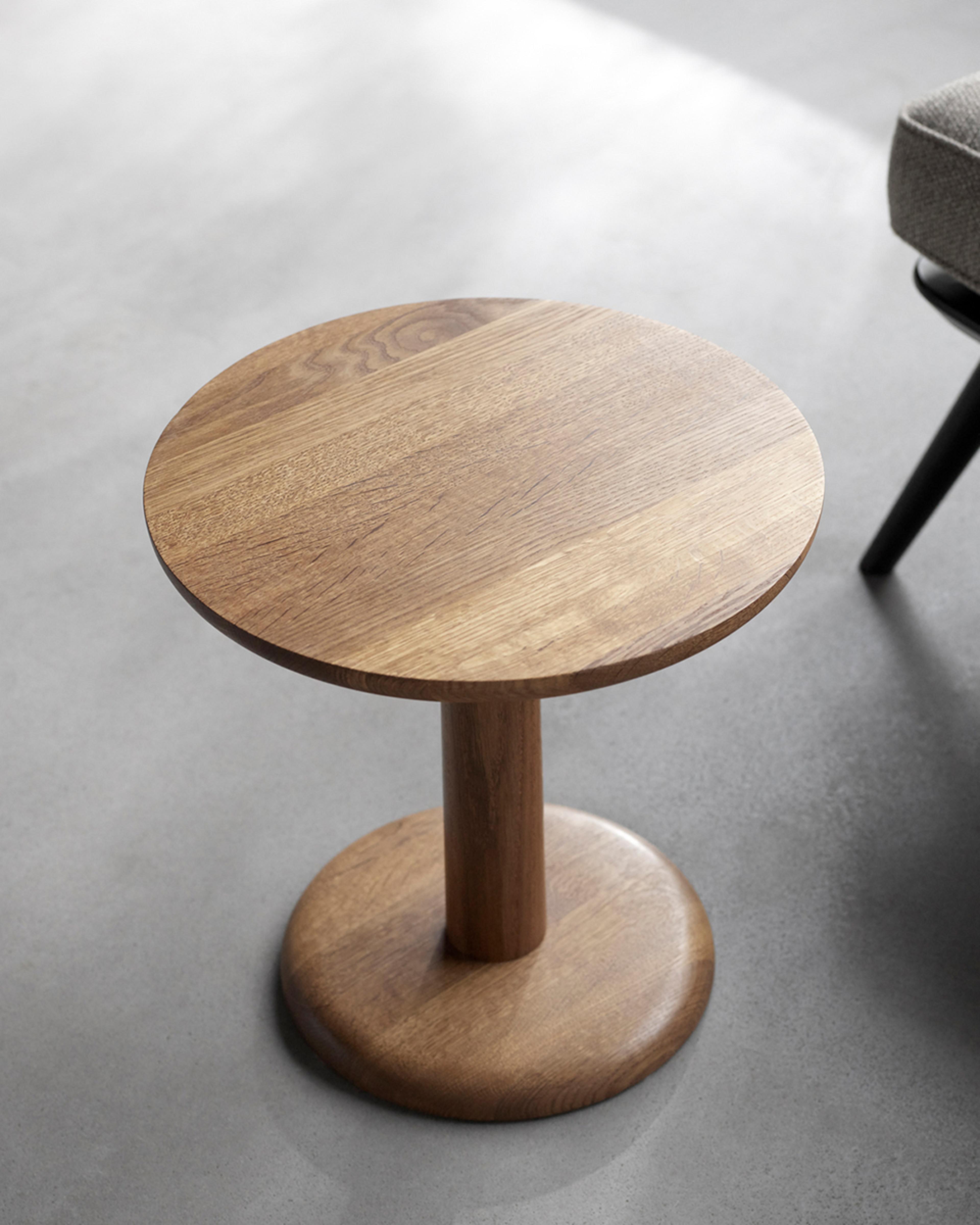 Pon Table by Jasper Morrison