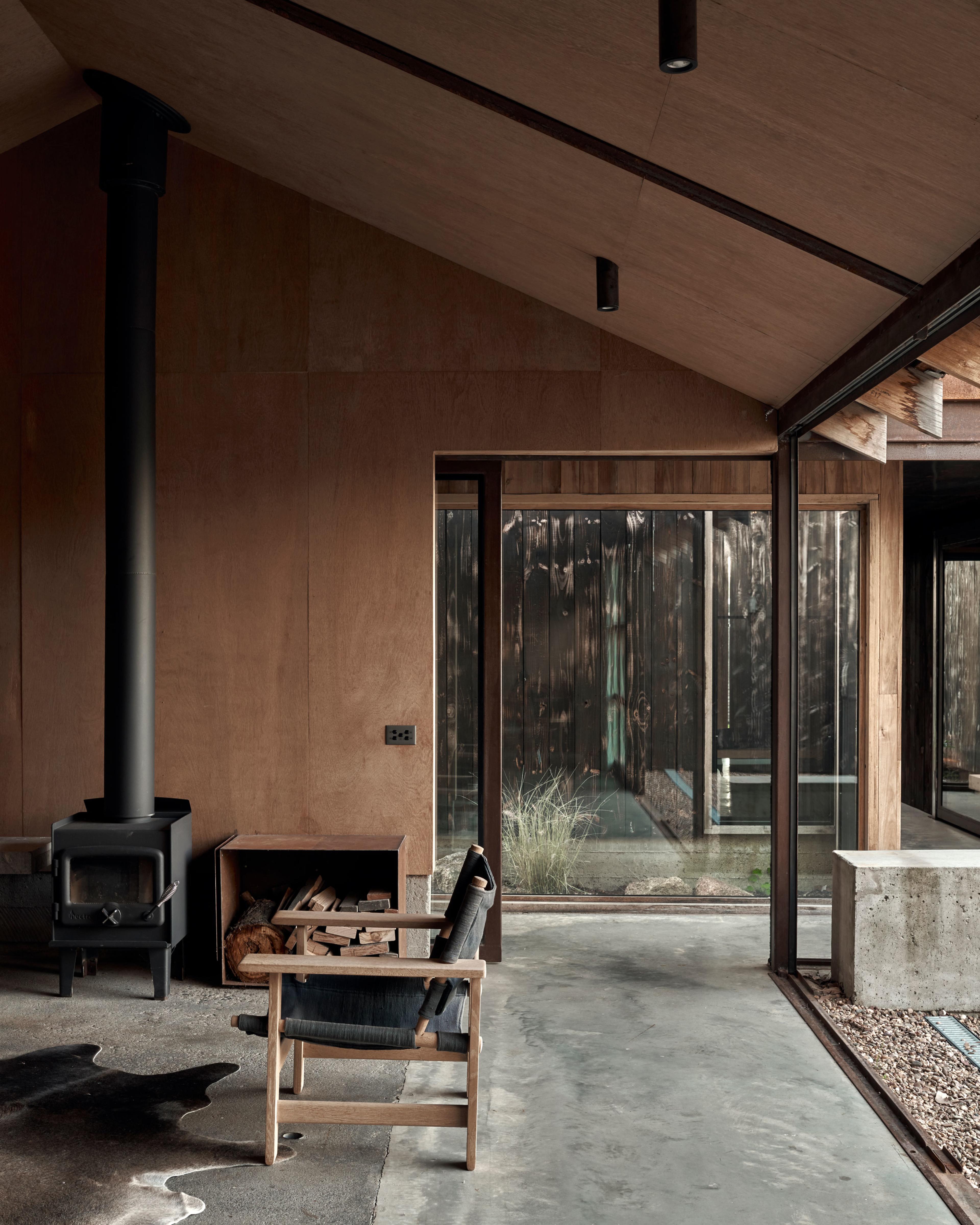 The Canvas Chair by Børge Mogensen in a Farm in Australia