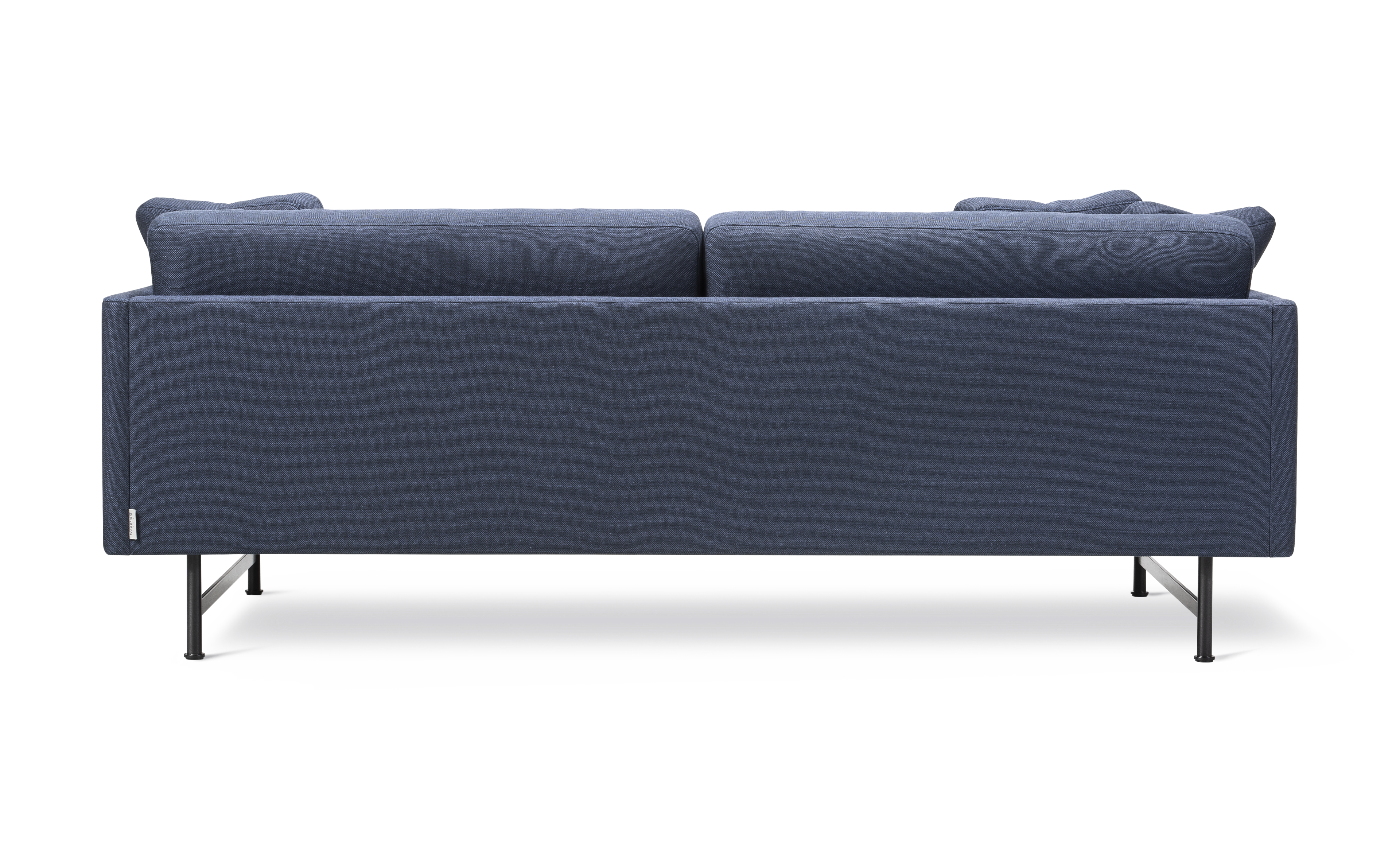 Calmo Sofa - Sunniva 783 / Black frame