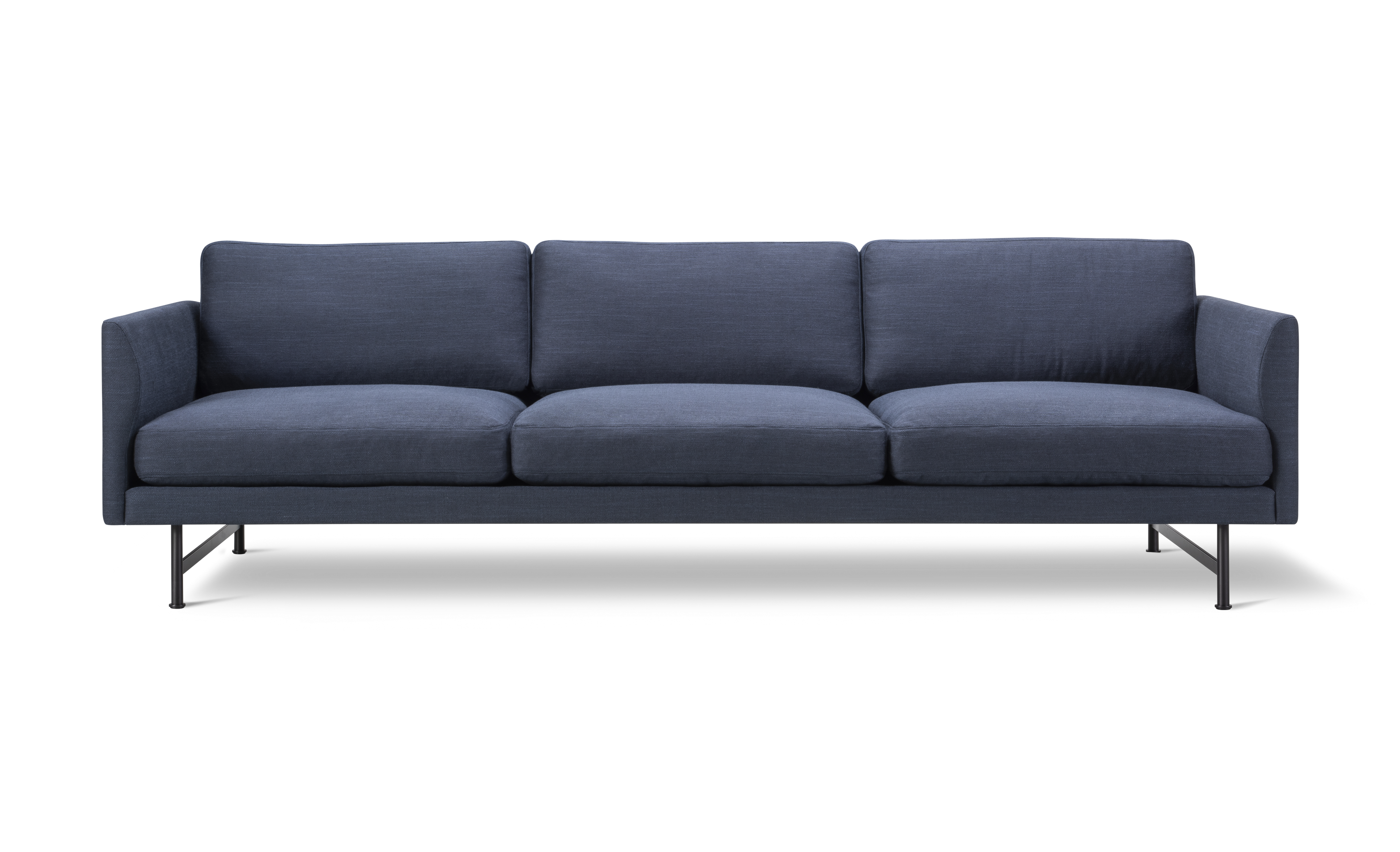 Calmo Sofa - Sunniva 783 / Black frame