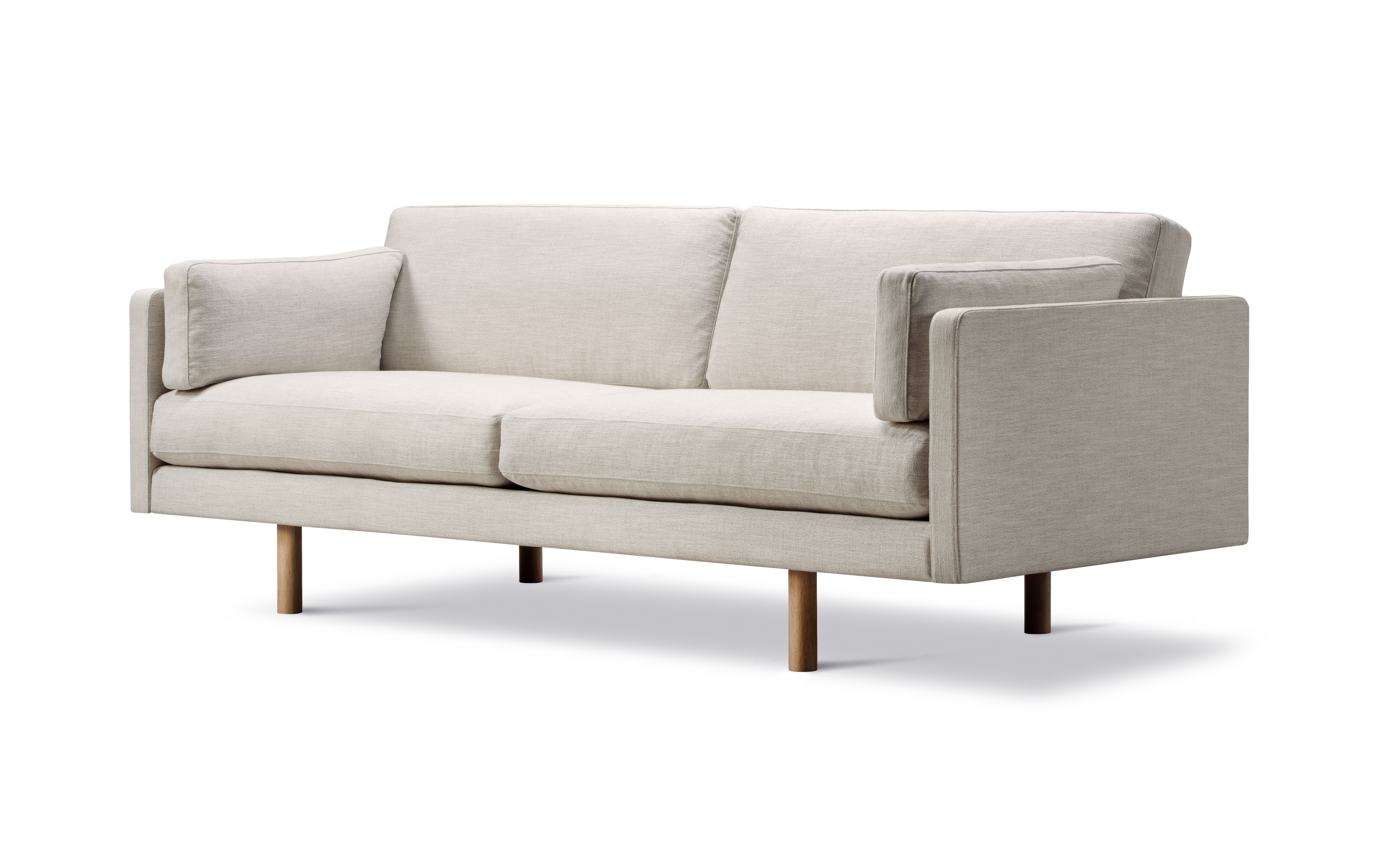 EJ220 Sofa - Ruskin 10 / Oak Soap