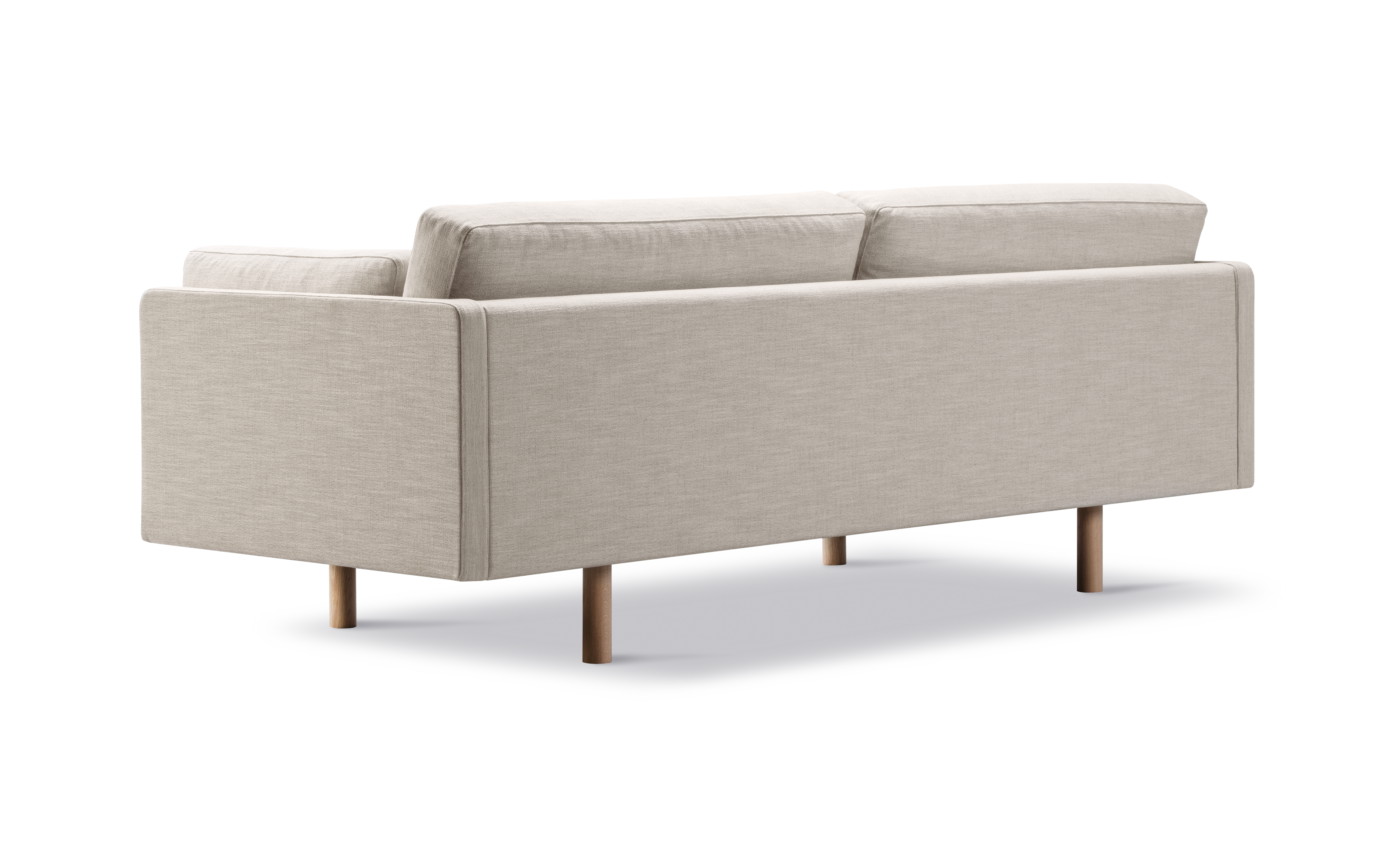 EJ220 Sofa - Ruskin 10 / Oak Soap