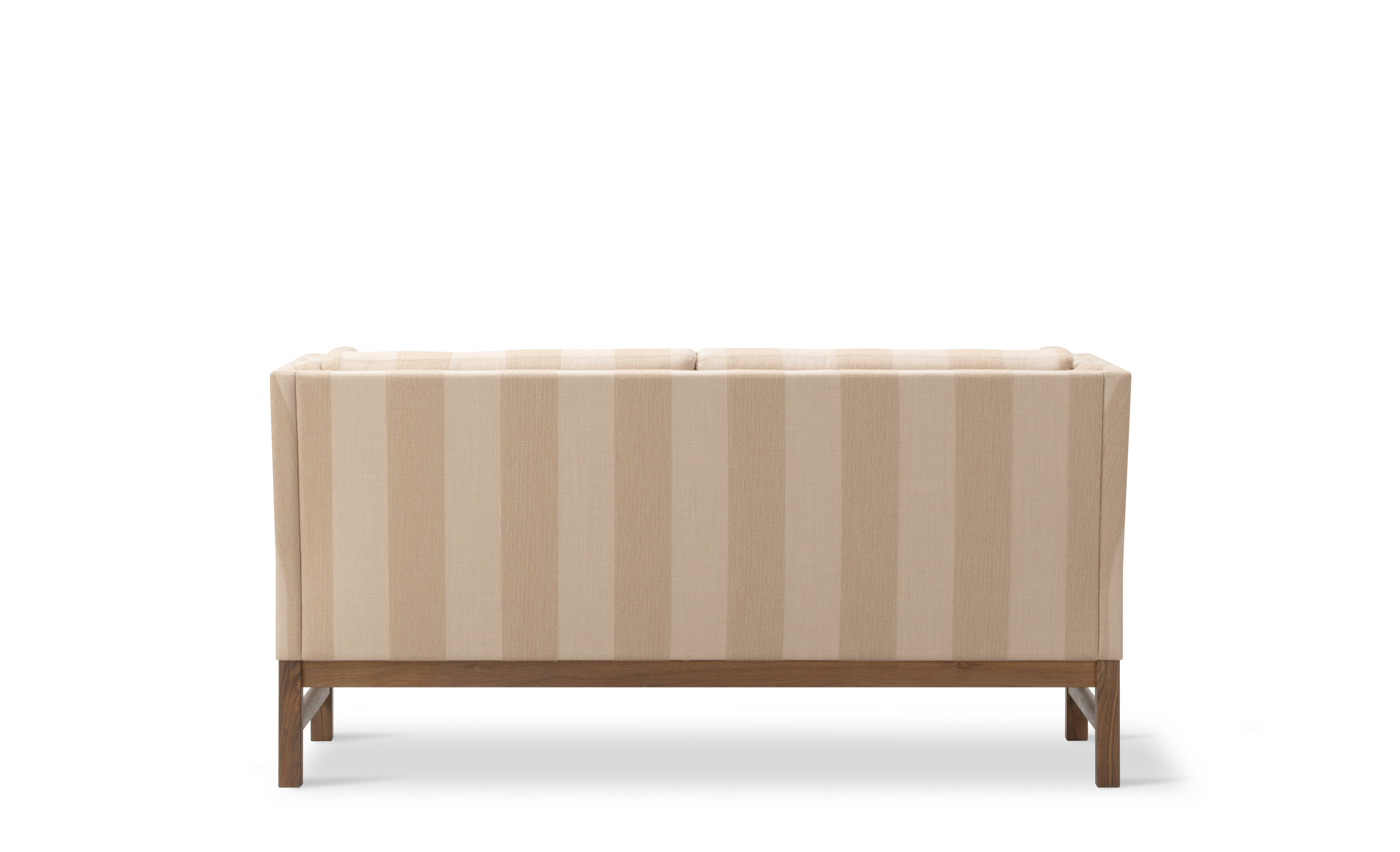 EJ315 Sofa - Reflex 339 / Walnut Oil