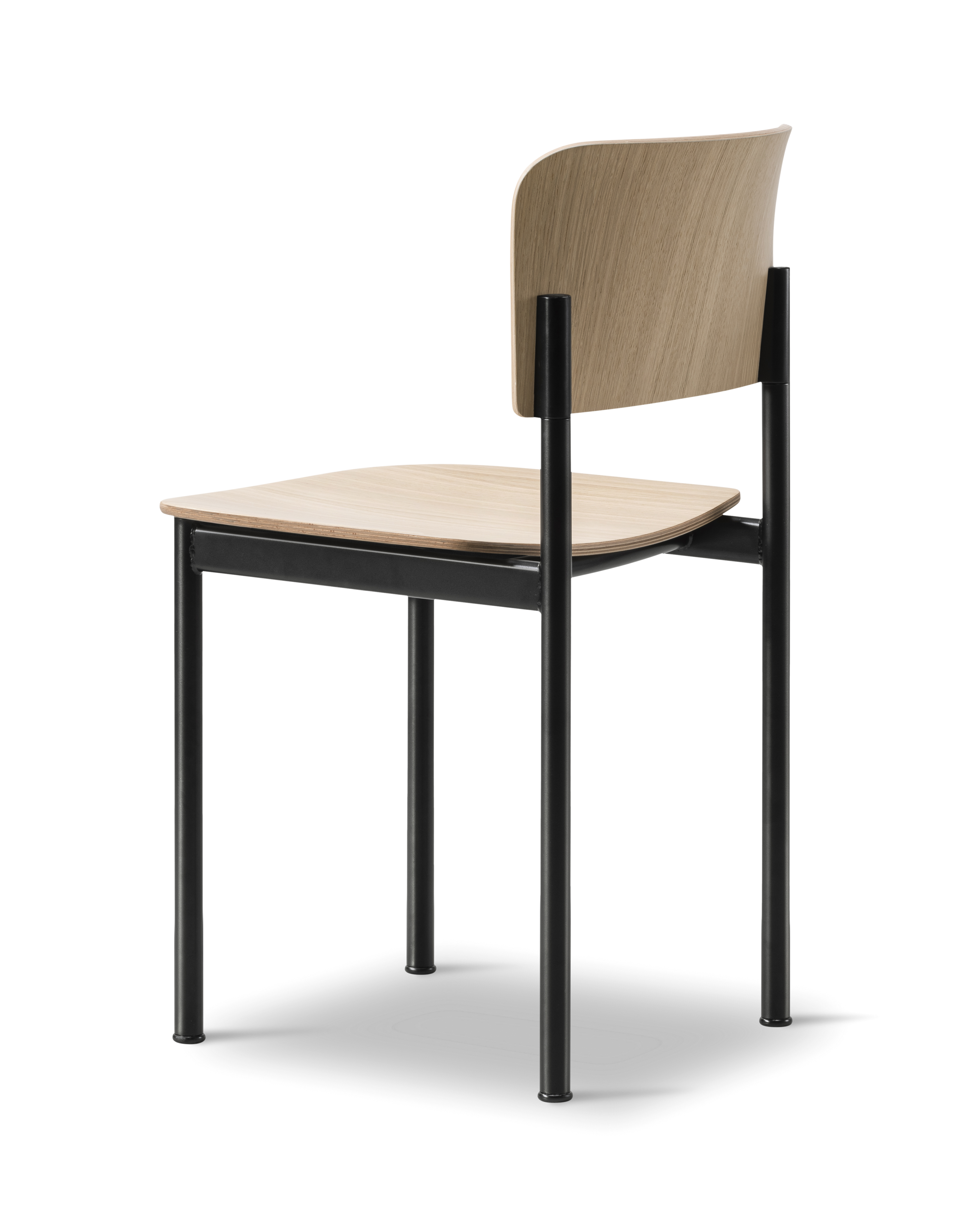 Plan Chair - Oak lacquered / Black steel frame