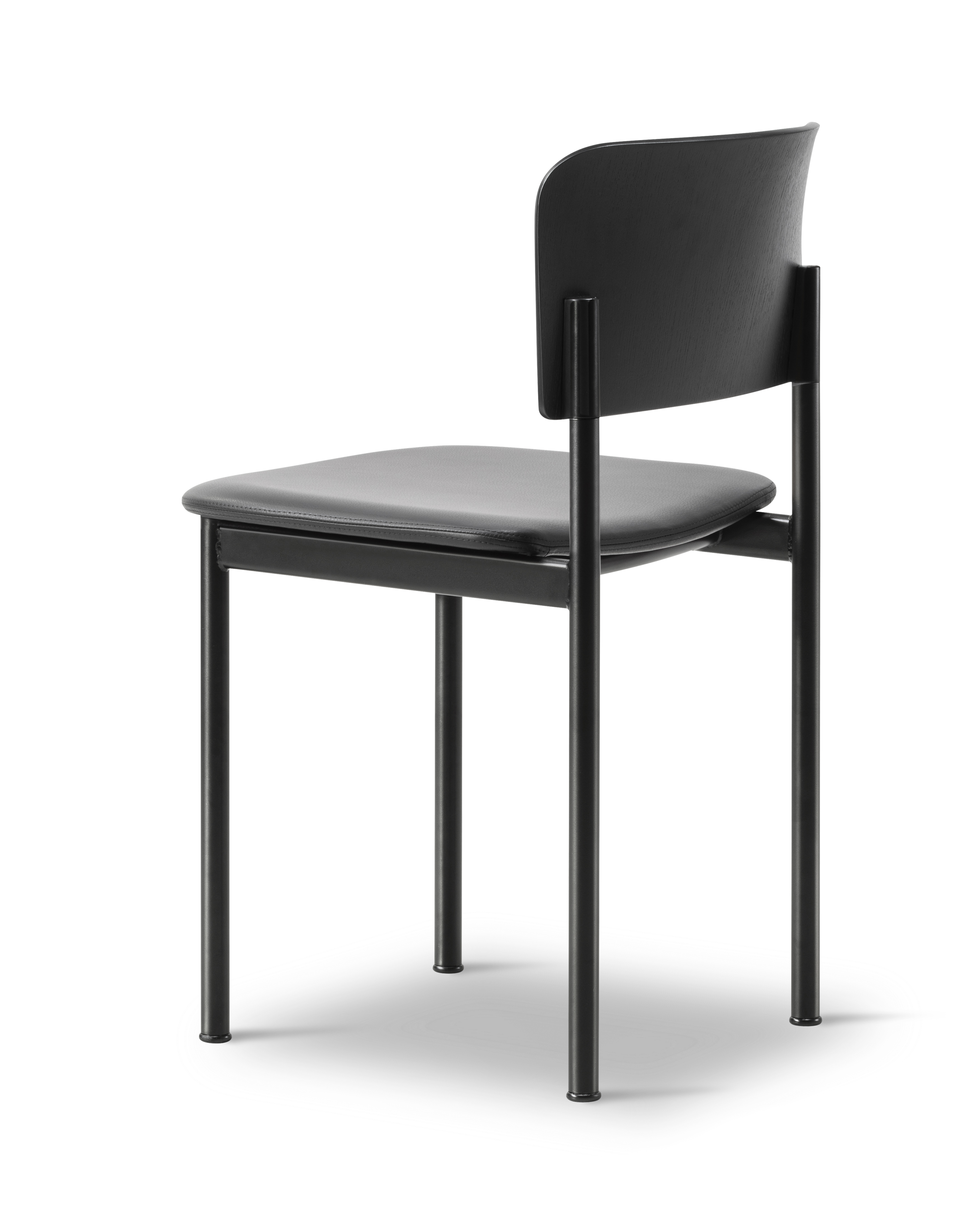 Plan Chair - Lacquered wood / Leather 301 Max / Black steel frame