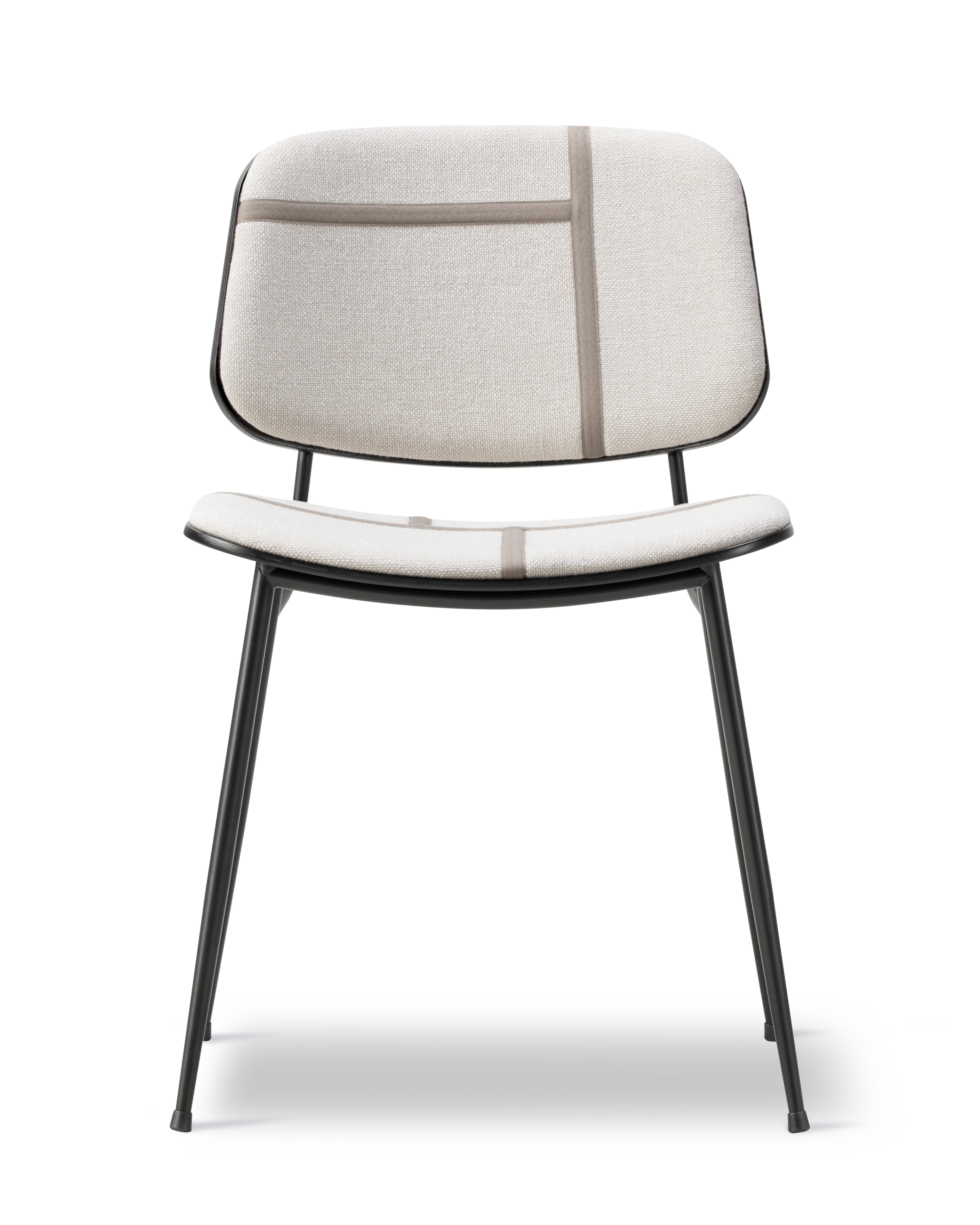 Søborg Chair - Sheworks Ribbon Sand / Sortlakeret eg / Sort stel