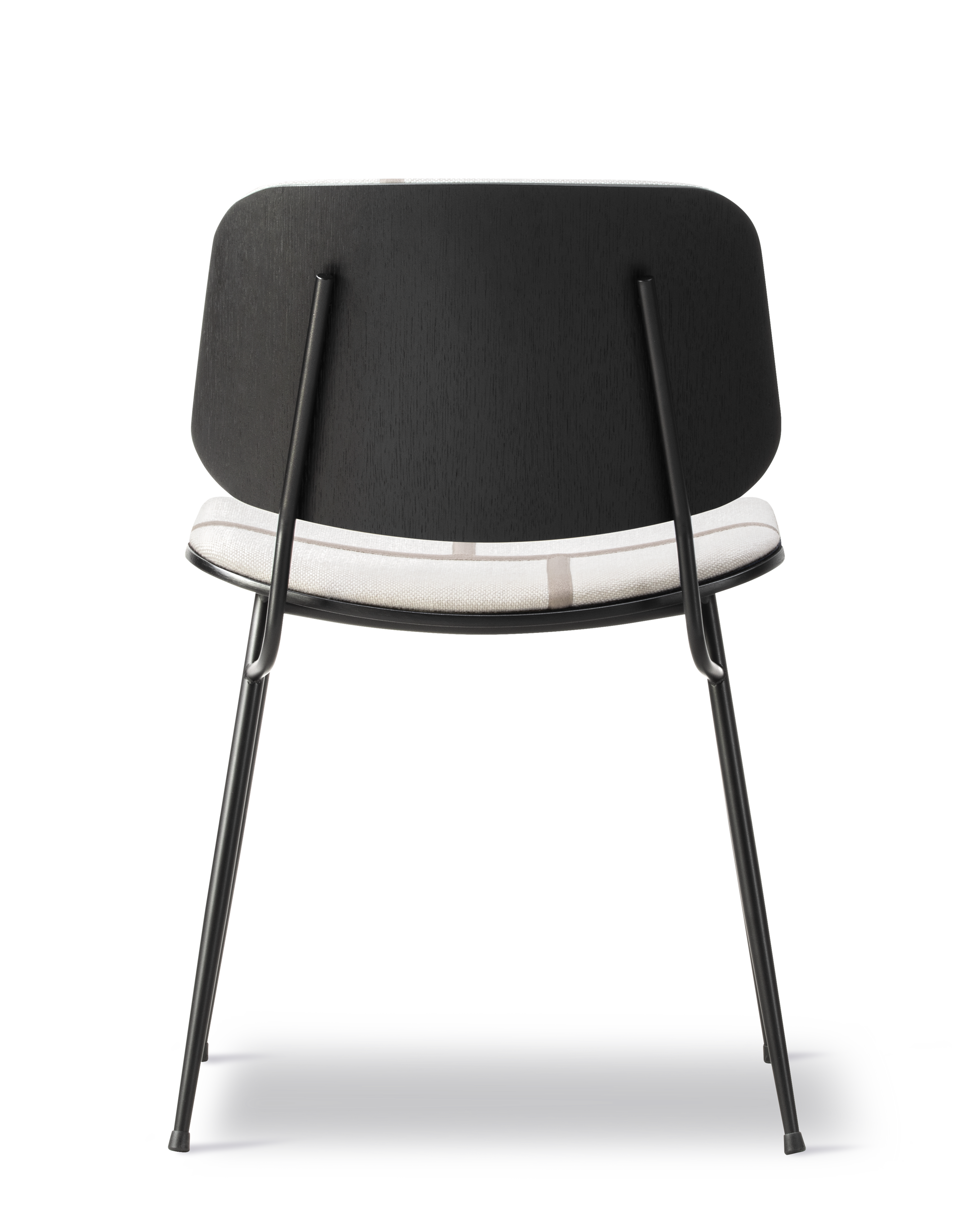 Søborg Chair - Sheworks Ribbon Sand / Sortlakeret eg / Sort stel